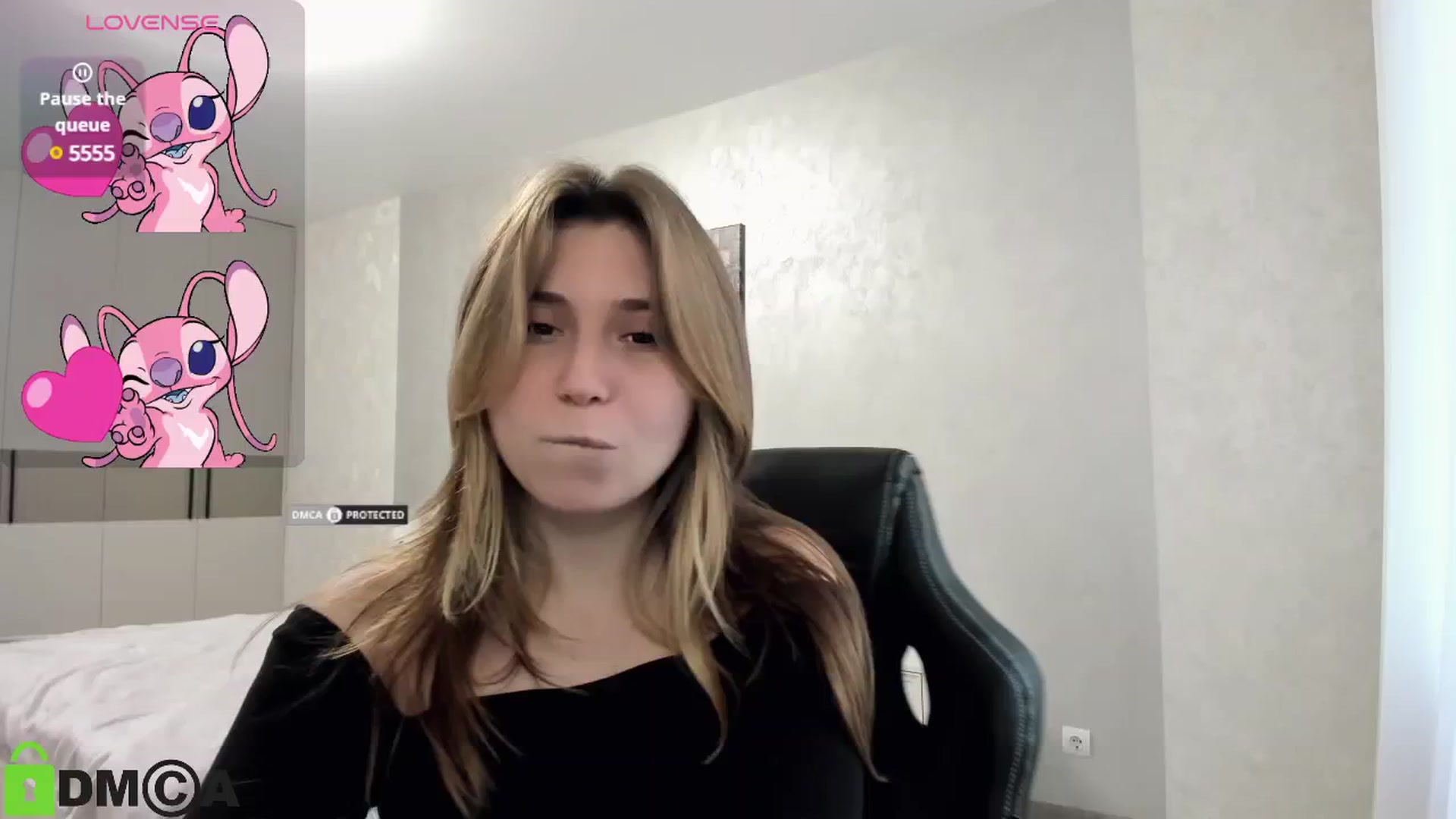 Gallery image thumbnail from MonicaaCute's myfreecams stream on, 10/05/2024, 08:22 image 19 of 20