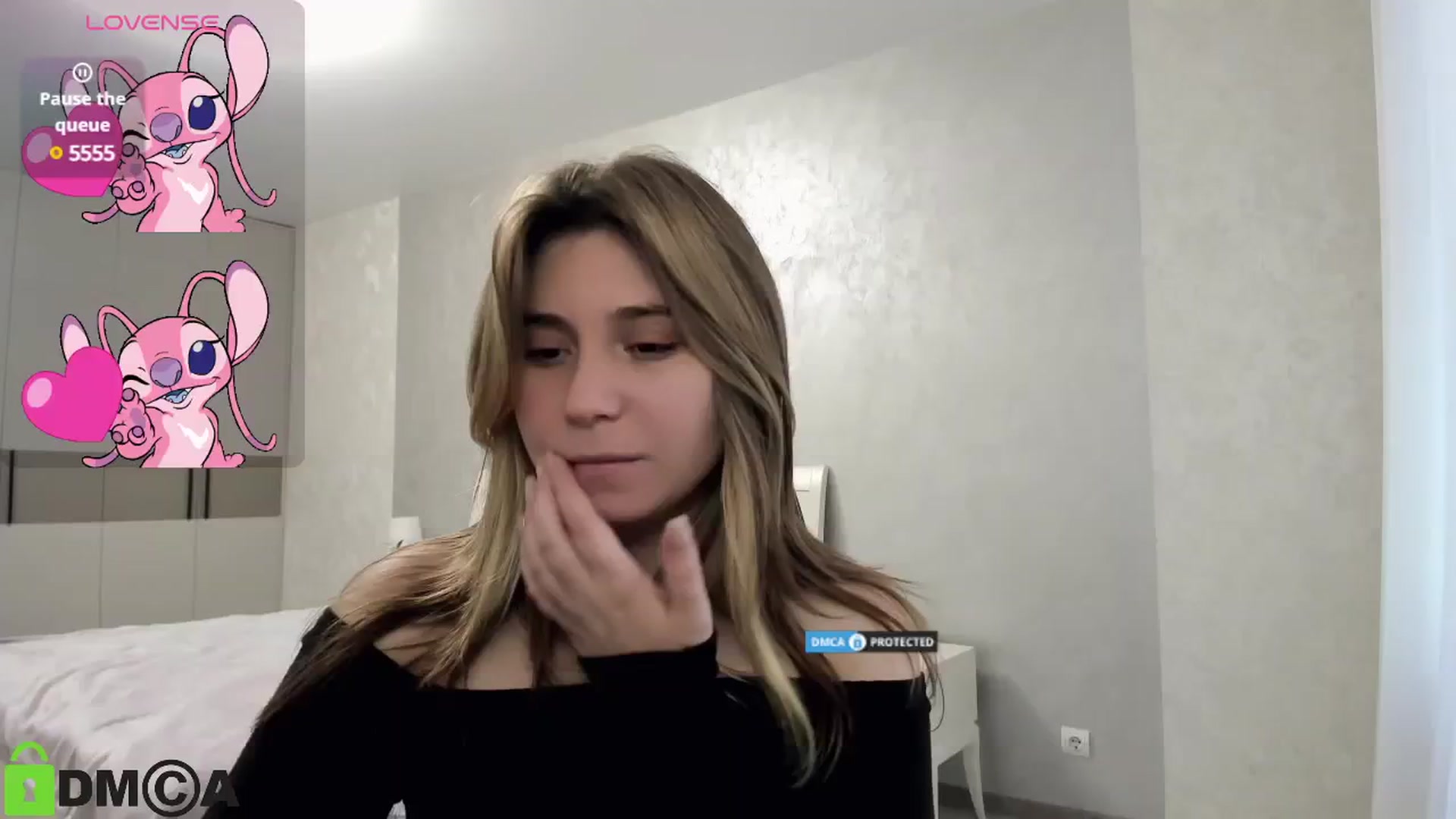 Gallery image thumbnail from MonicaaCute's myfreecams stream on, 10/05/2024, 08:22 image 15 of 20