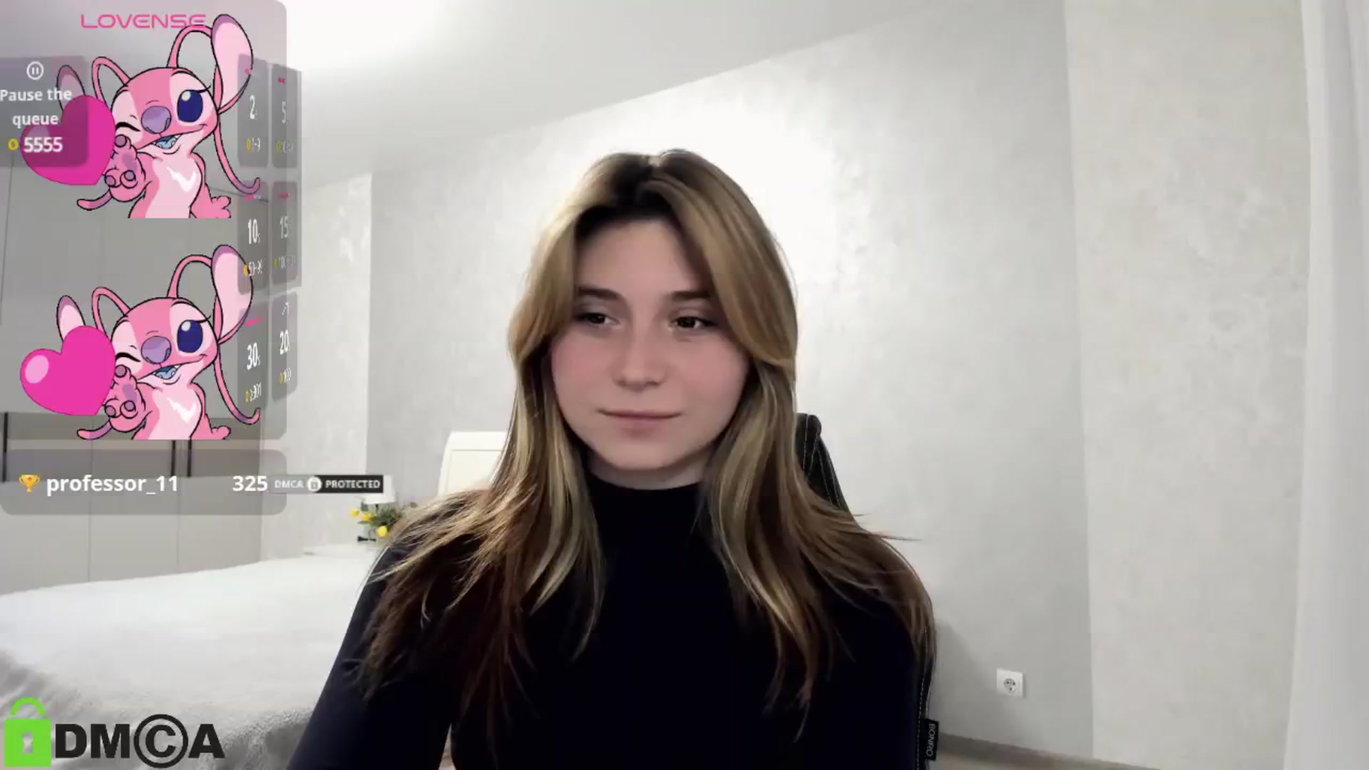Gallery image thumbnail from MonicaaCute's myfreecams stream on, 10/13/2024, 18:09 image 11 of 20