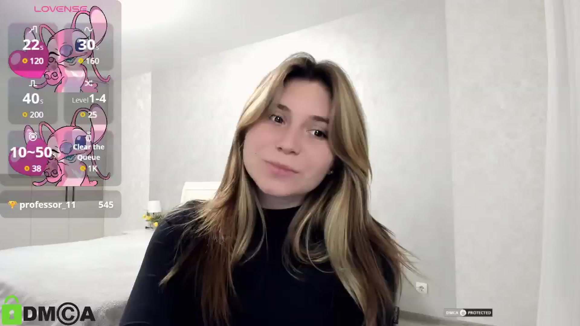Gallery image thumbnail from MonicaaCute's myfreecams stream on, 10/13/2024, 18:09 image 17 of 20