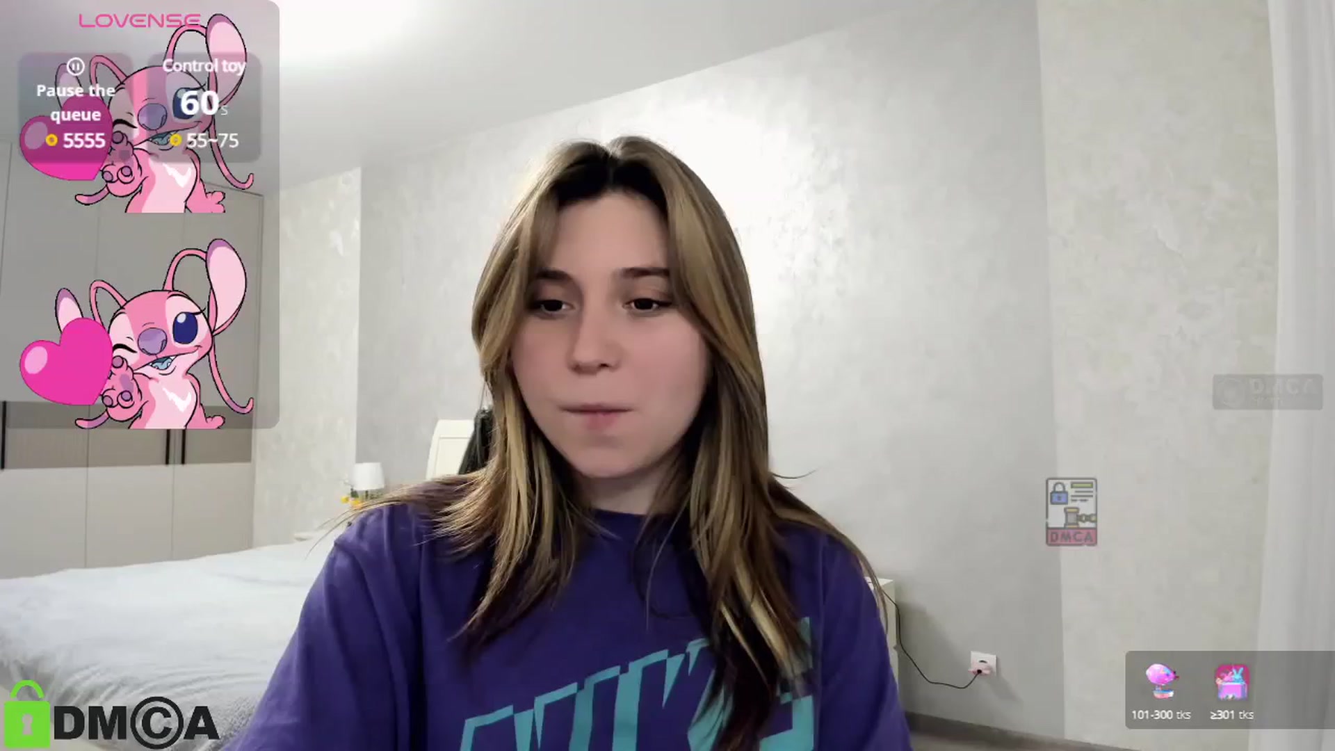Gallery image thumbnail from MonicaaCute's myfreecams stream on, 10/14/2024, 15:56 image 12 of 20
