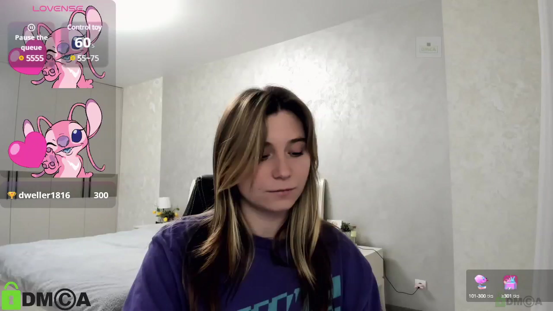 Gallery image thumbnail from MonicaaCute's myfreecams stream on, 10/14/2024, 18:14 image 9 of 20