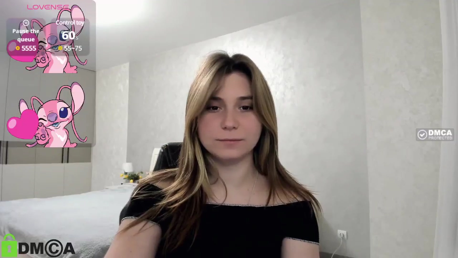 Gallery image thumbnail from MonicaaCute's myfreecams stream on, 10/15/2024, 18:10 image 16 of 20