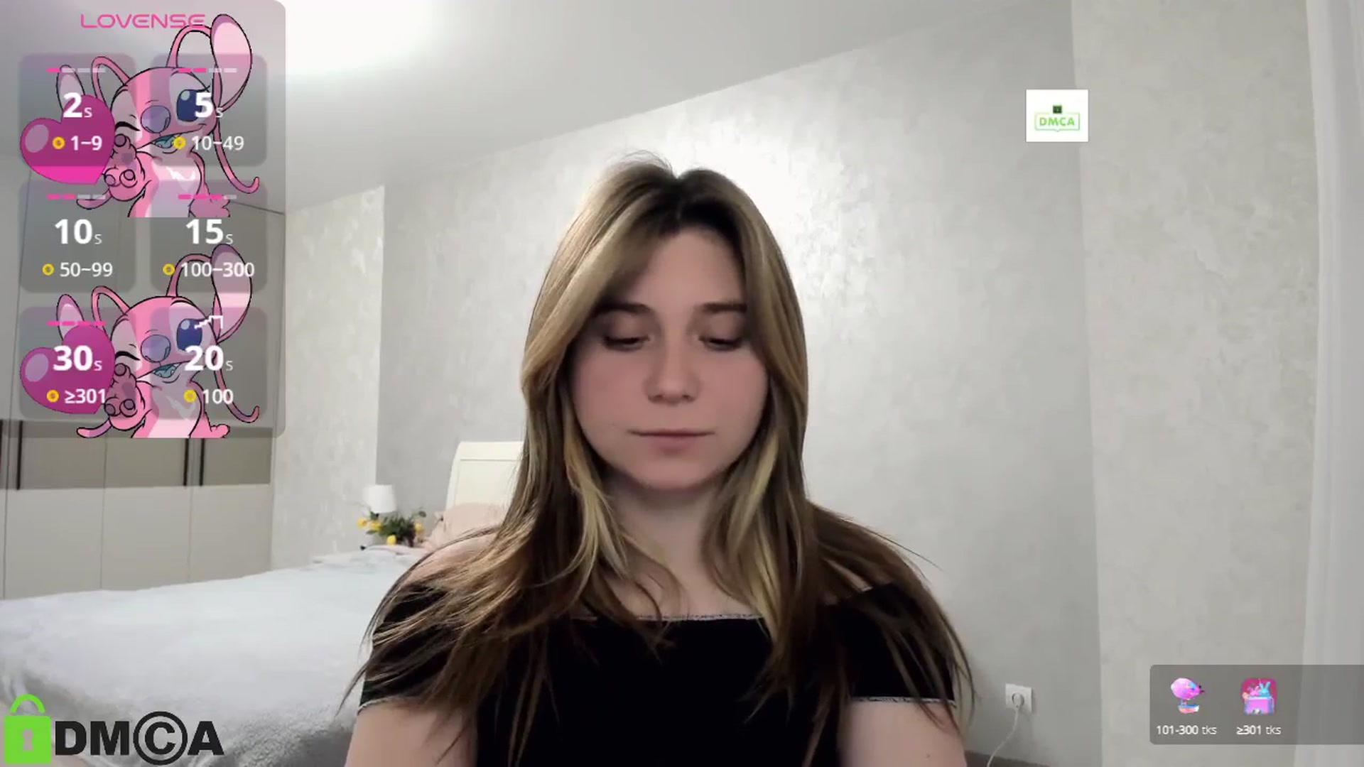 Gallery image thumbnail from MonicaaCute's myfreecams stream on, 10/15/2024, 18:10 image 8 of 20
