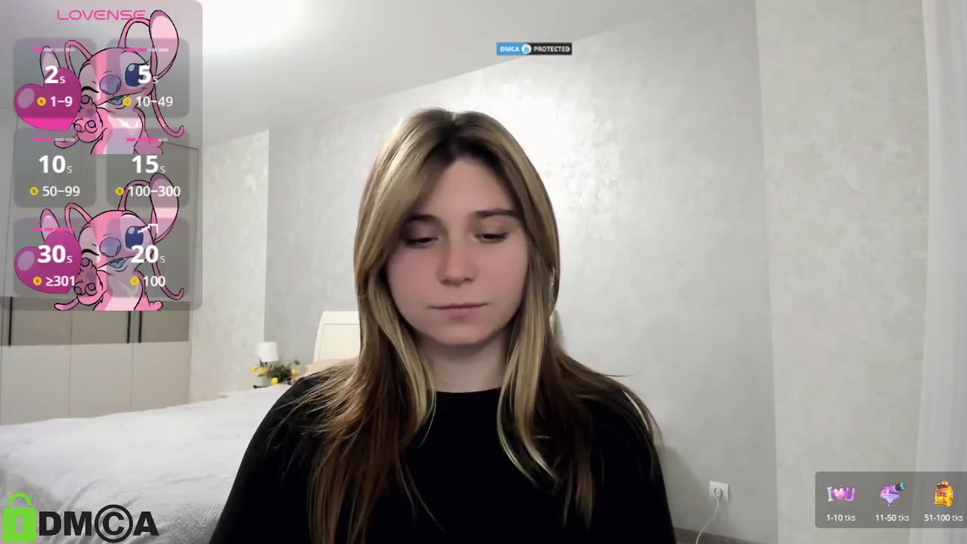 Gallery image thumbnail from MonicaaCute's myfreecams stream on, 10/18/2024, 16:53 image 15 of 20