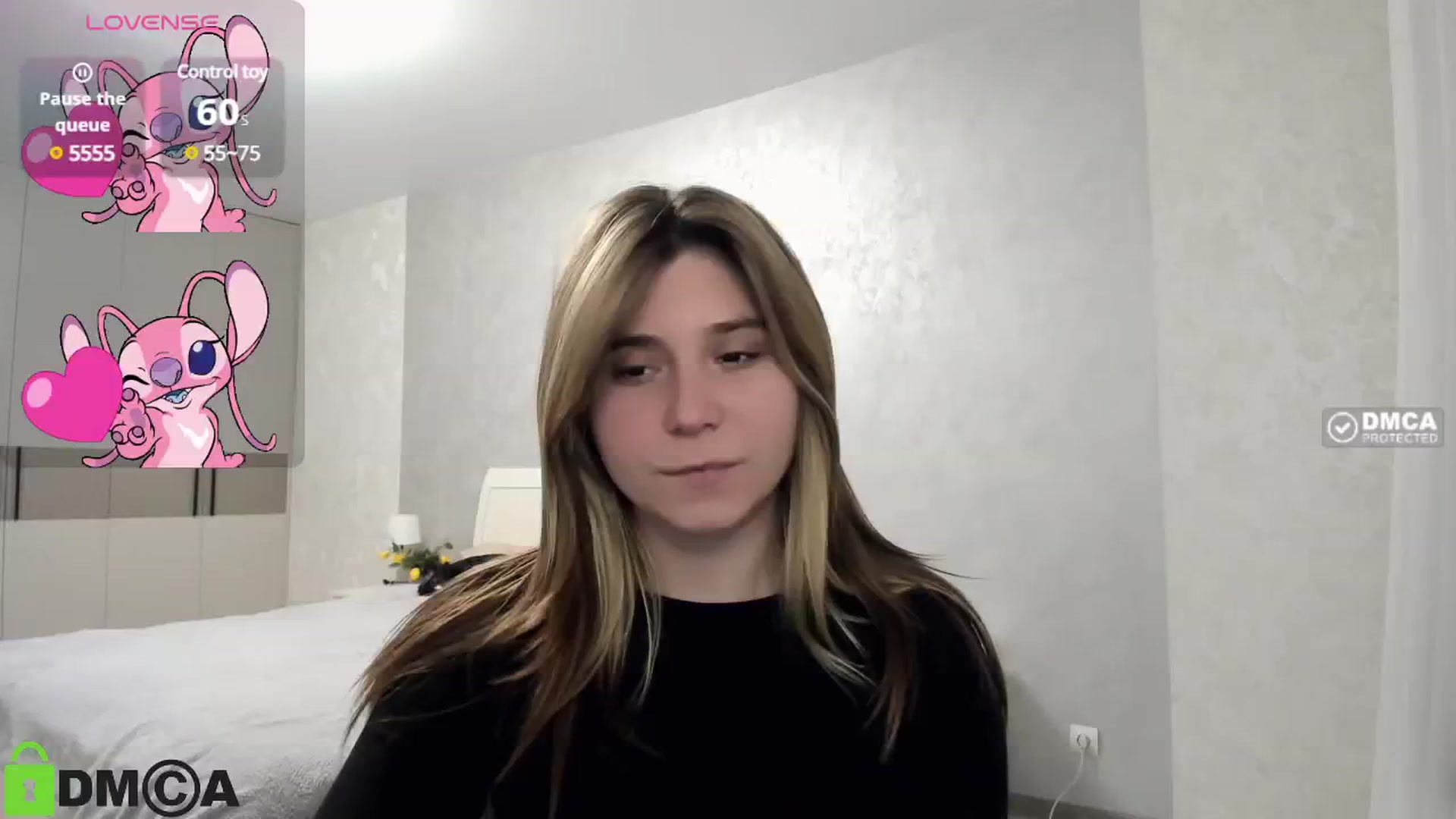 Gallery image thumbnail from MonicaaCute's myfreecams stream on, 10/18/2024, 16:53 image 19 of 20
