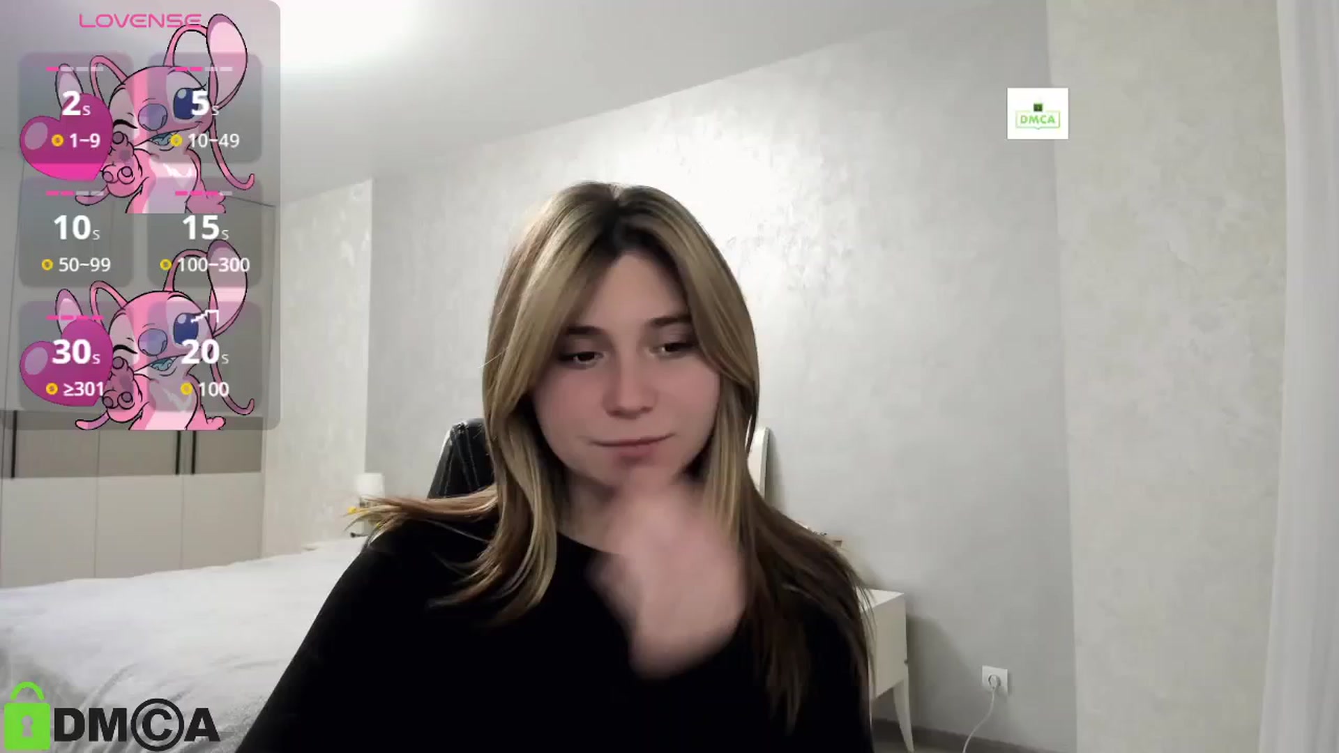 Gallery image thumbnail from MonicaaCute's myfreecams stream on, 10/18/2024, 16:53 image 14 of 20