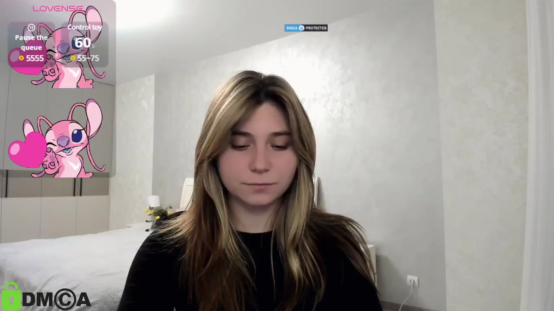 Gallery image thumbnail from MonicaaCute's myfreecams stream on, 10/18/2024, 16:53 image 18 of 20