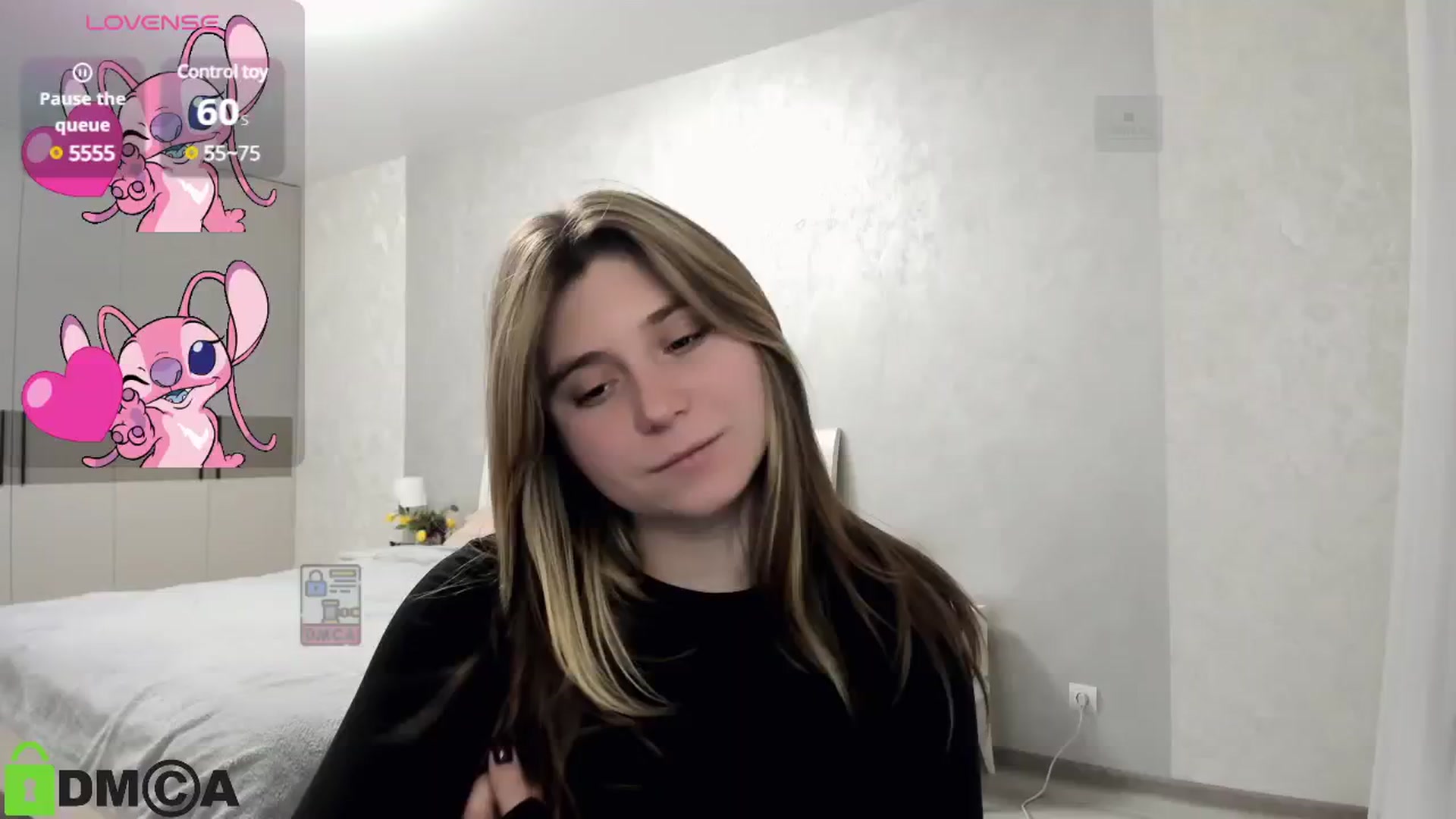 Gallery image thumbnail from MonicaaCute's myfreecams stream on, 10/18/2024, 17:59 image 6 of 20