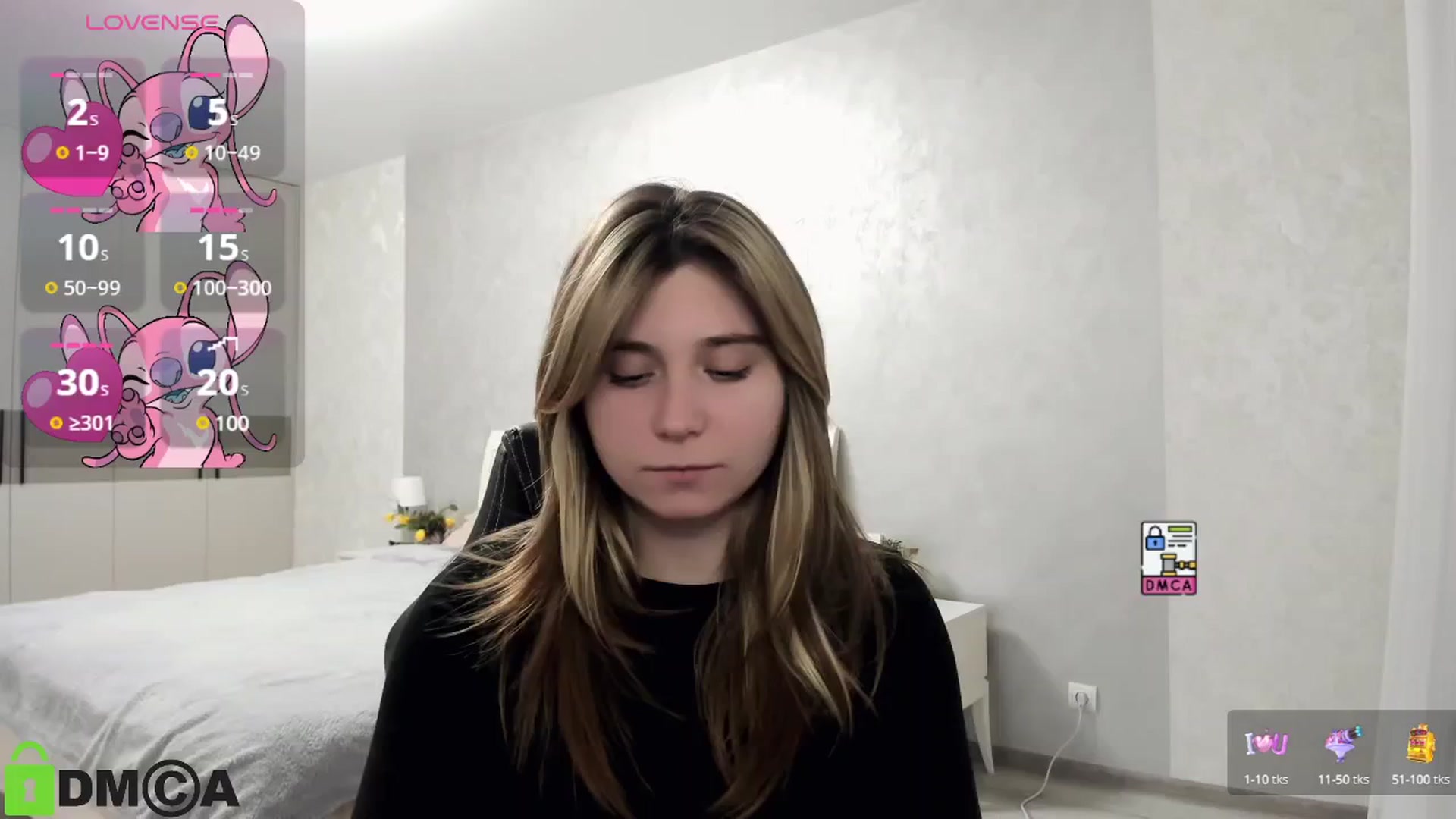 Gallery image thumbnail from MonicaaCute's myfreecams stream on, 10/18/2024, 17:59 image 8 of 20