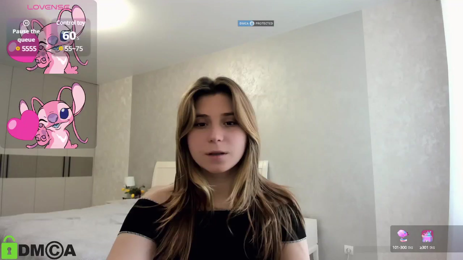 Gallery image thumbnail from MonicaaCute's myfreecams stream on, 10/19/2024, 10:22 image 18 of 20