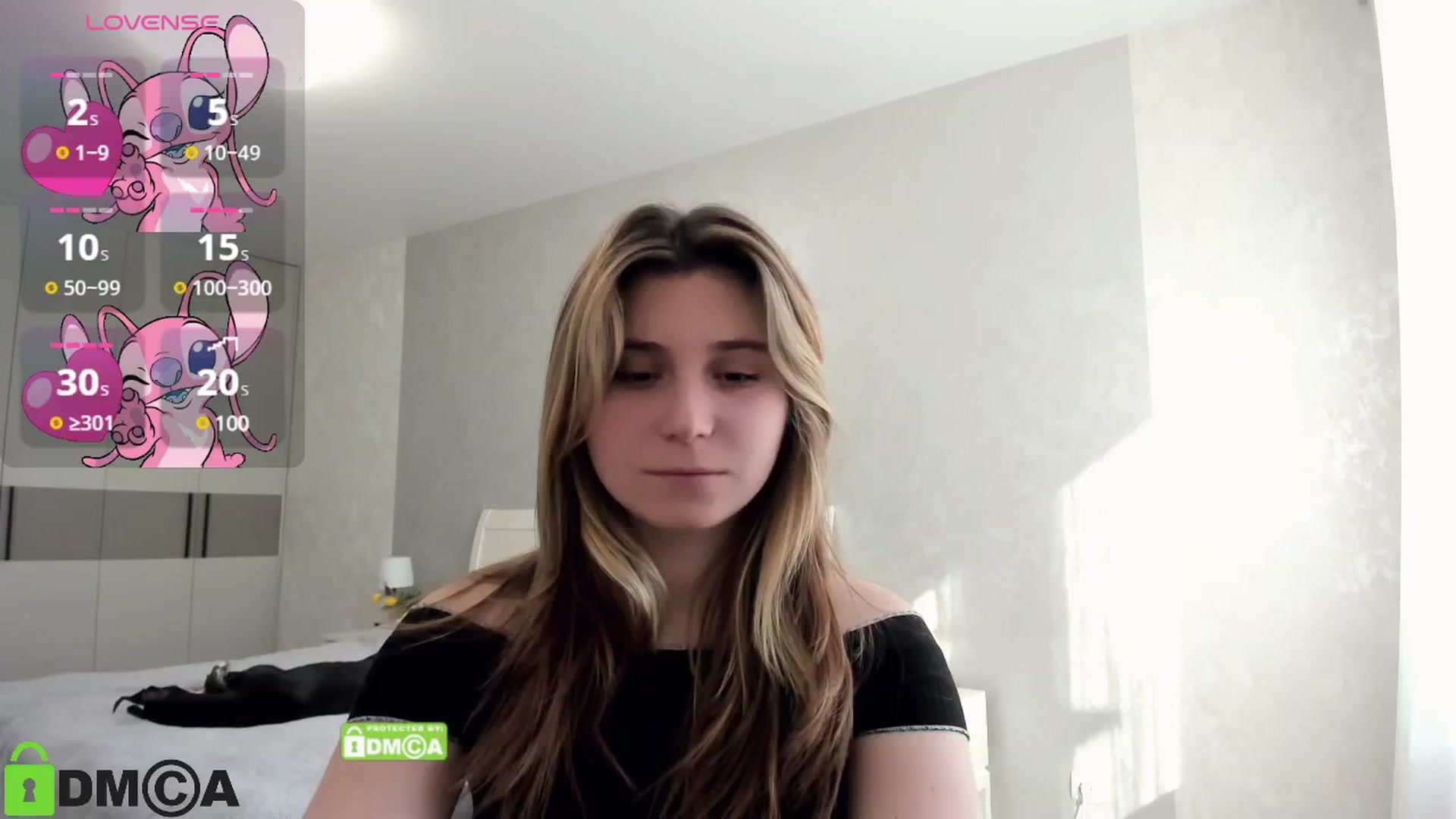 Gallery image thumbnail from MonicaaCute's myfreecams stream on, 10/19/2024, 10:22 image 3 of 20