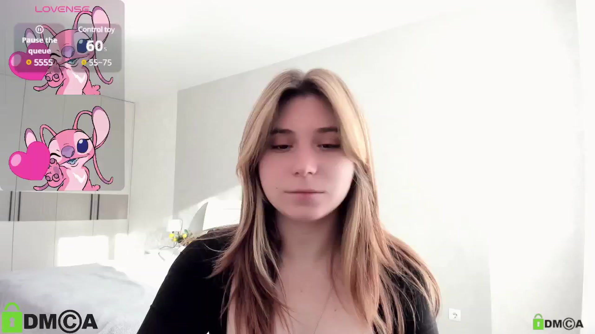 Gallery image thumbnail from MonicaaCute's myfreecams stream on, 10/20/2024, 07:02 image 4 of 20