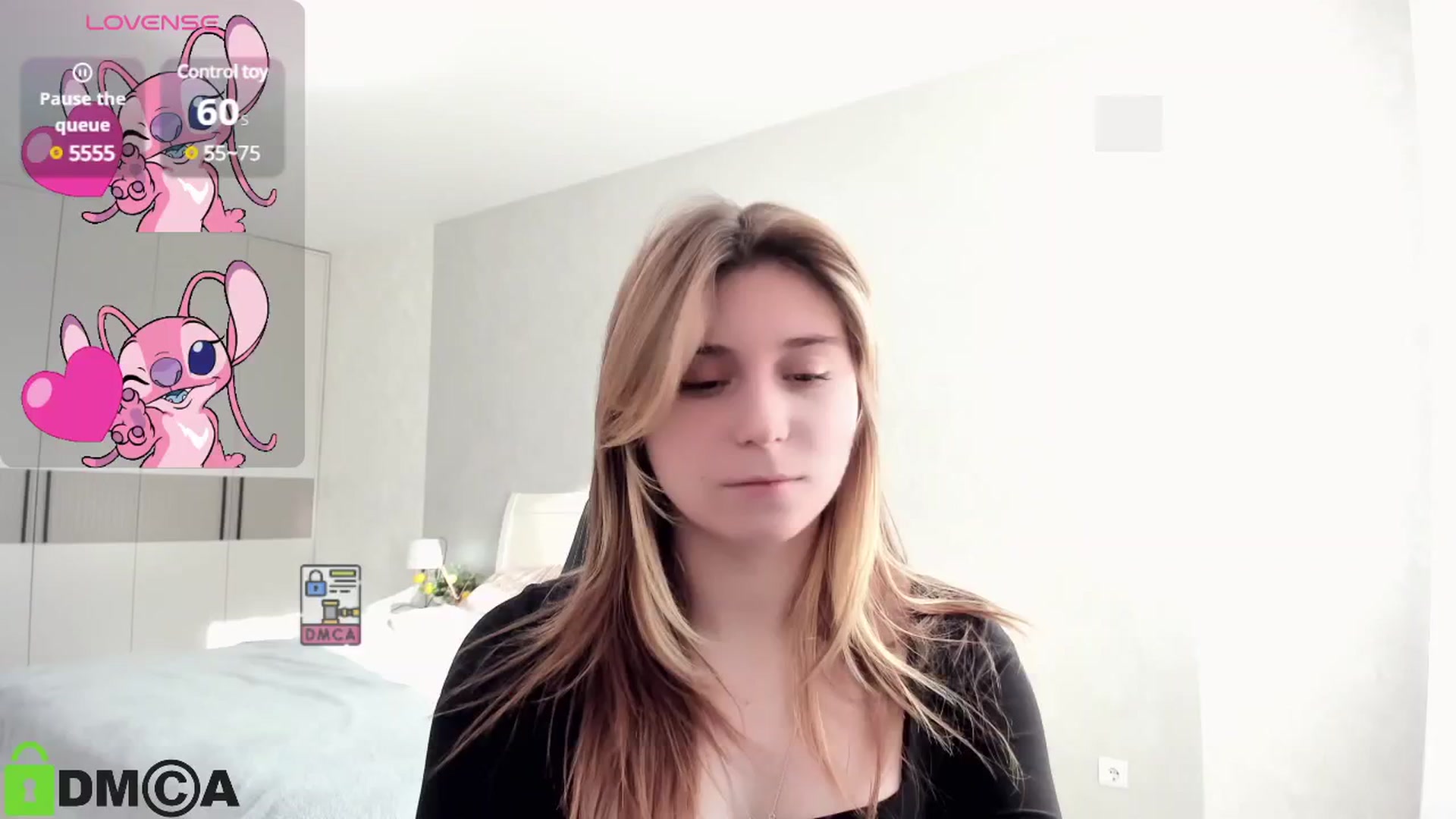Gallery image thumbnail from MonicaaCute's myfreecams stream on, 10/20/2024, 07:02 image 15 of 20