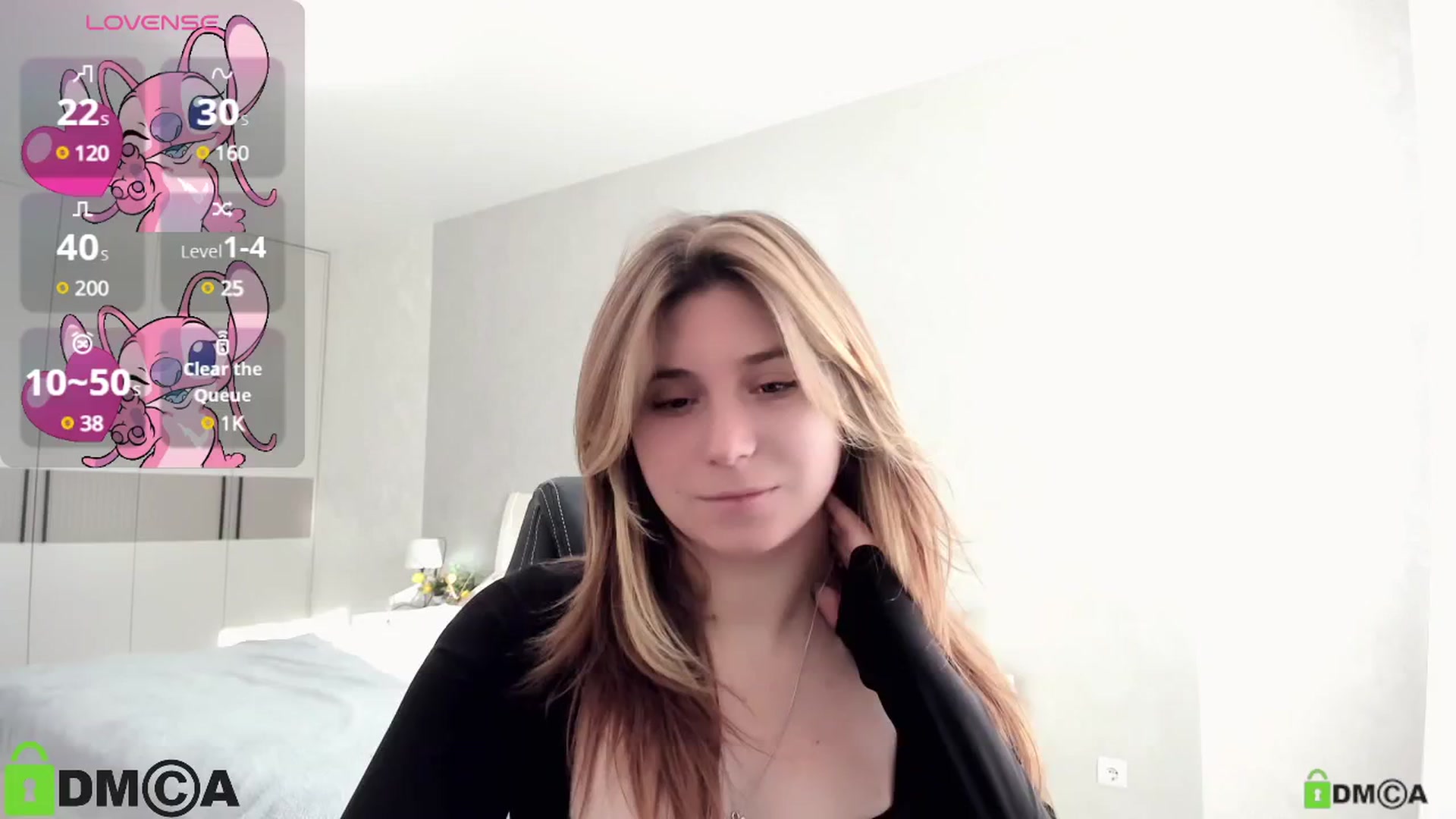 Gallery image thumbnail from MonicaaCute's myfreecams stream on, 10/20/2024, 07:02 image 17 of 20
