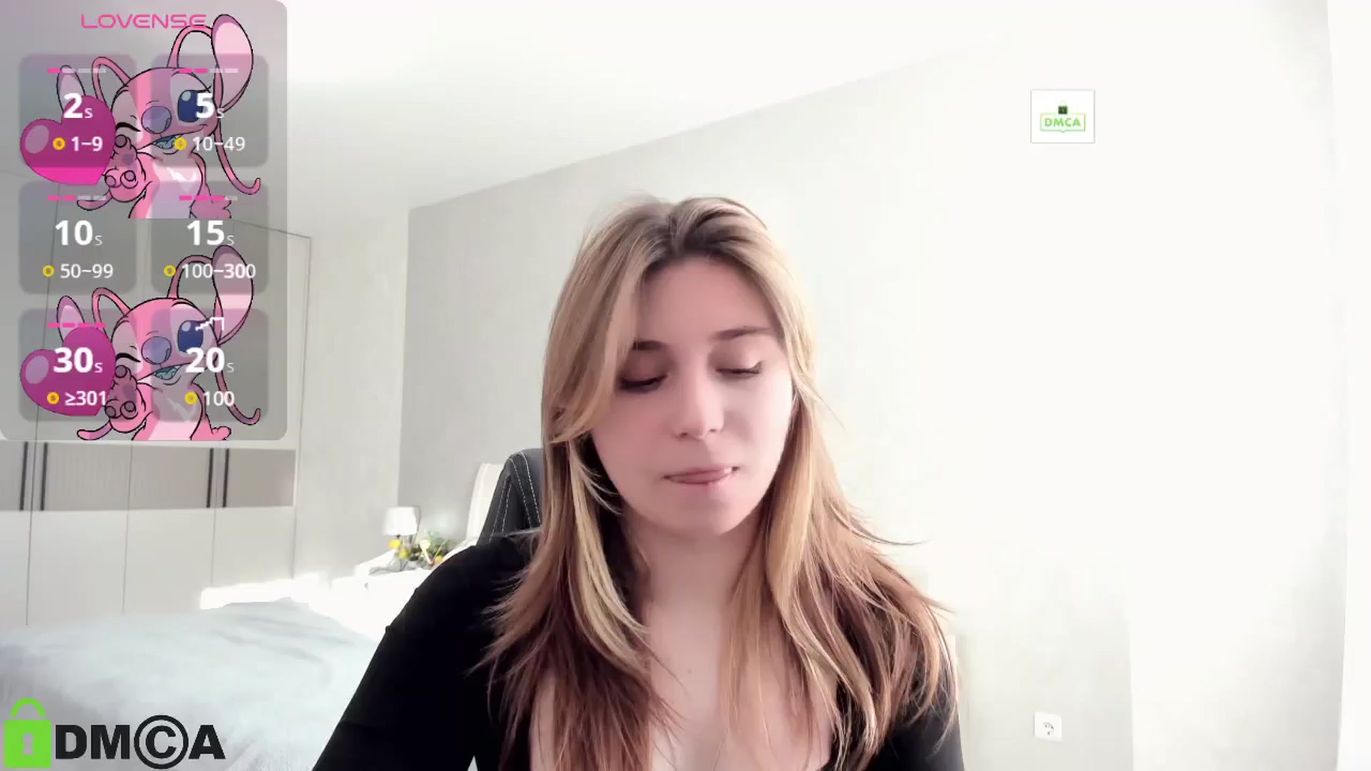 Gallery image thumbnail from MonicaaCute's myfreecams stream on, 10/20/2024, 07:02 image 16 of 20