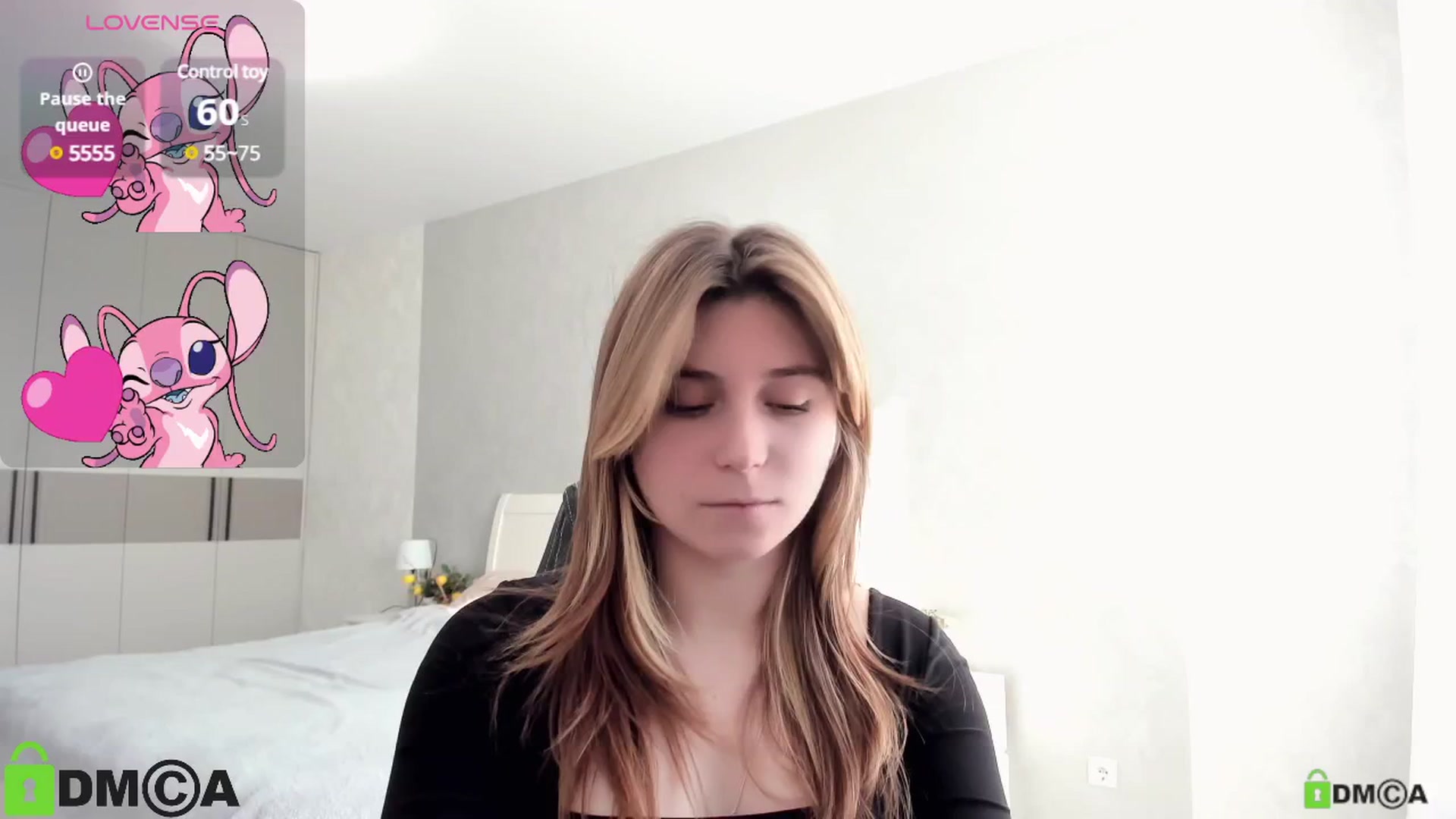 Gallery image thumbnail from MonicaaCute's myfreecams stream on, 10/20/2024, 08:07 image 4 of 20