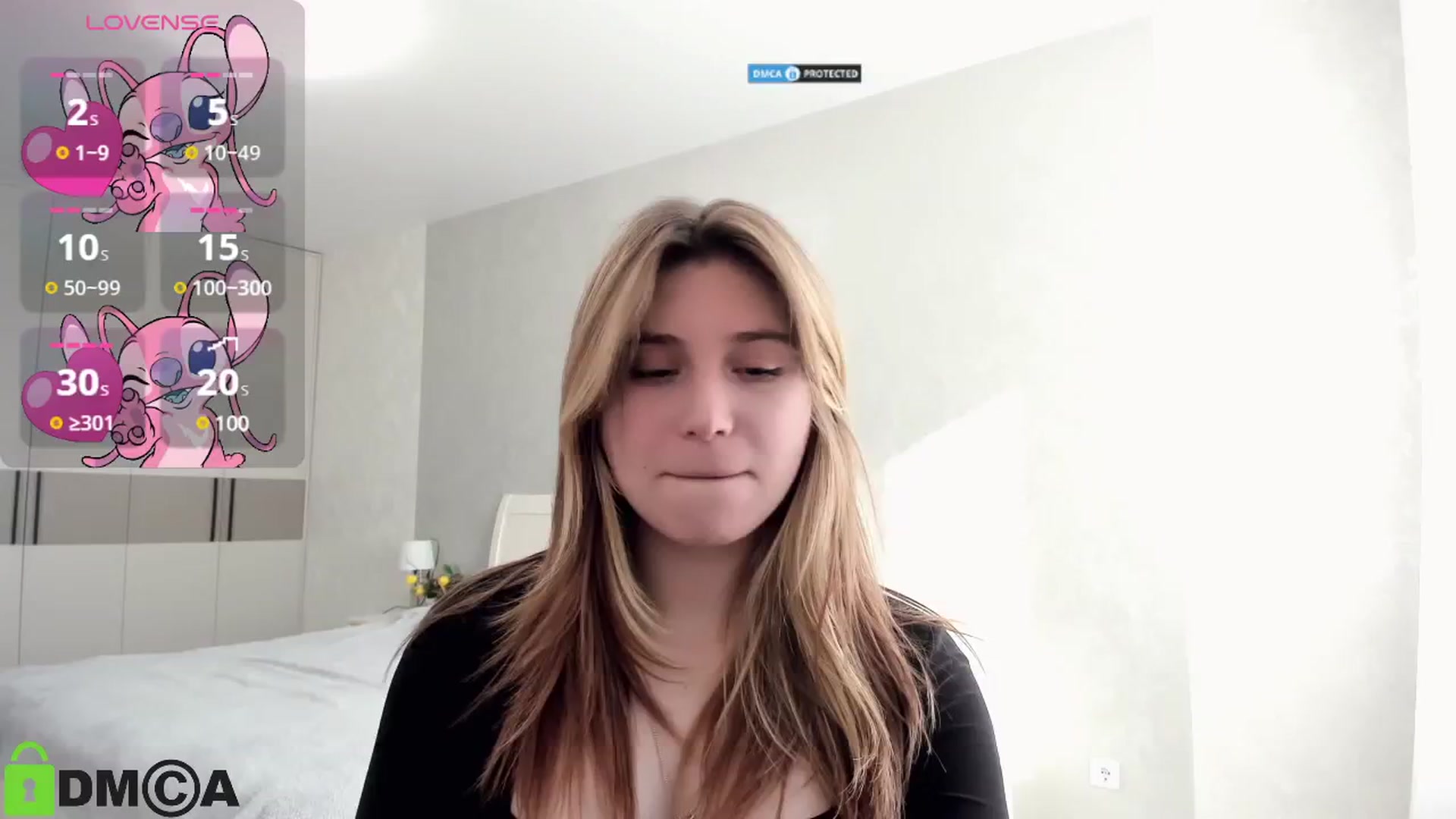Gallery image thumbnail from MonicaaCute's myfreecams stream on, 10/20/2024, 08:07 image 16 of 20