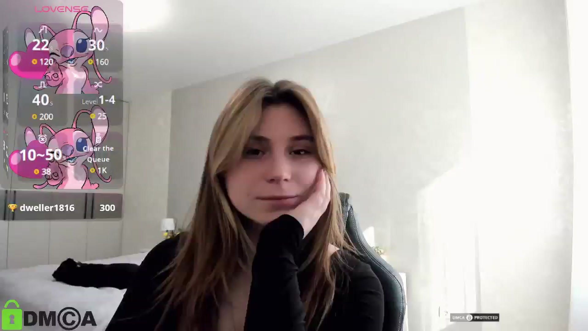 Gallery image thumbnail from MonicaaCute's myfreecams stream on, 10/20/2024, 08:45 image 16 of 20
