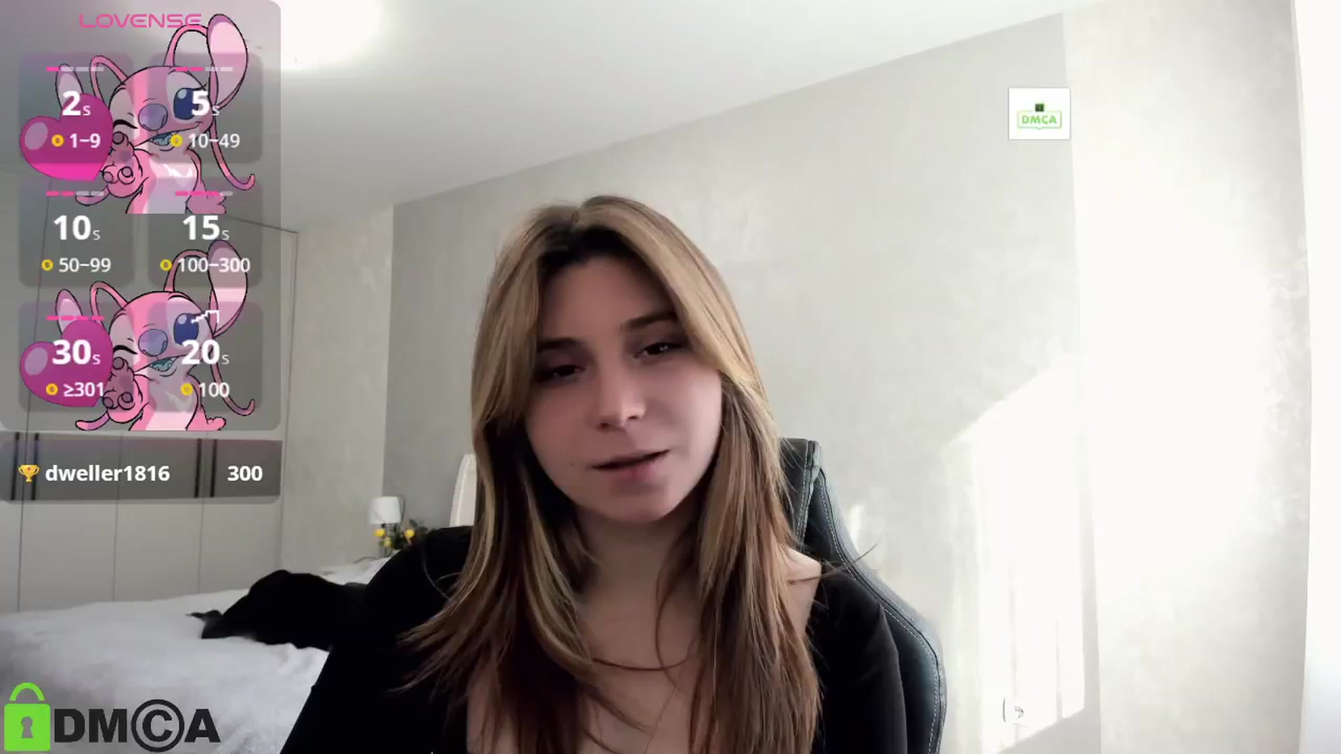 Gallery image thumbnail from MonicaaCute's myfreecams stream on, 10/20/2024, 08:45 image 13 of 20