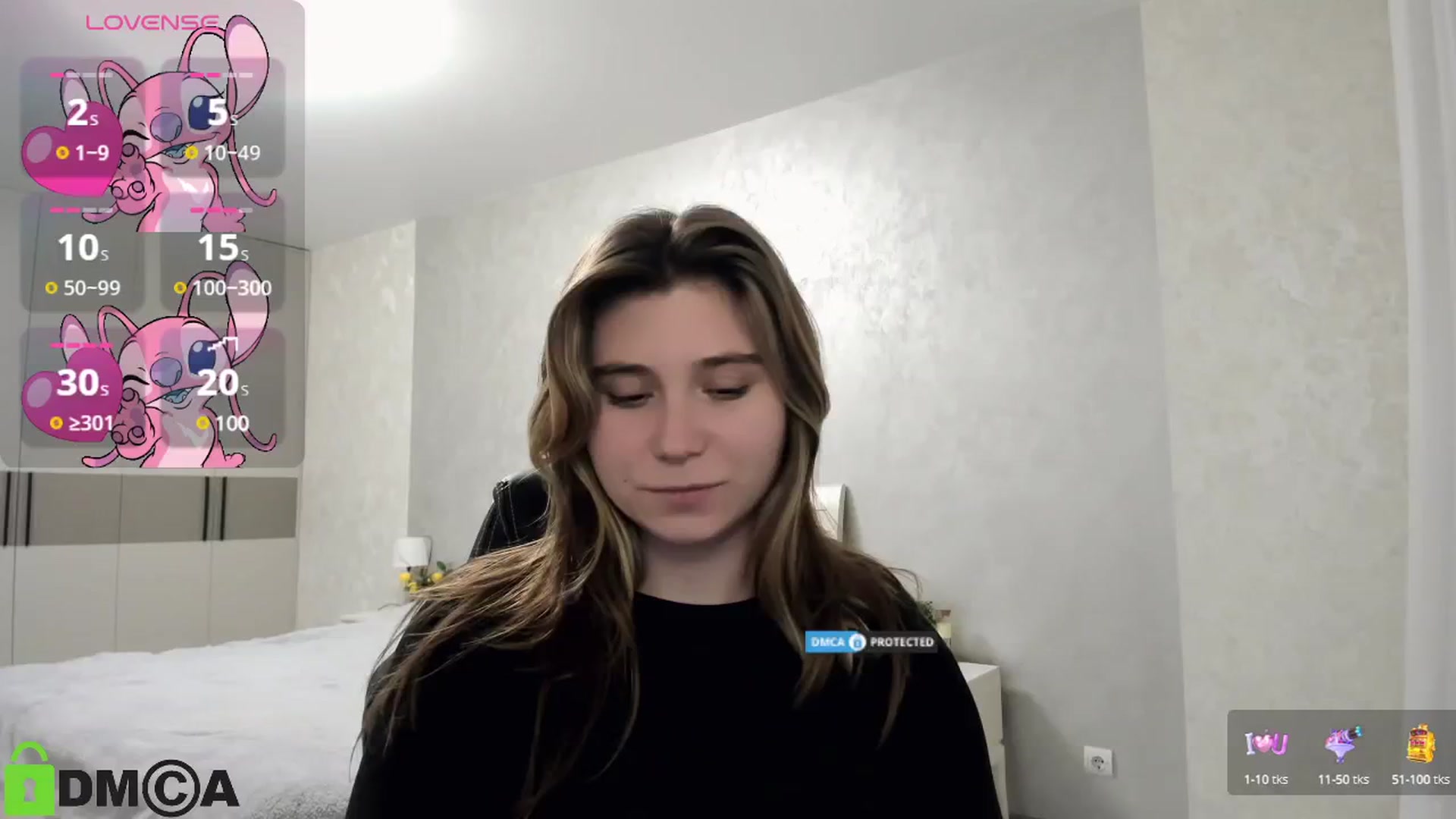 Gallery image thumbnail from MonicaaCute's myfreecams stream on, 10/22/2024, 17:00 image 6 of 20