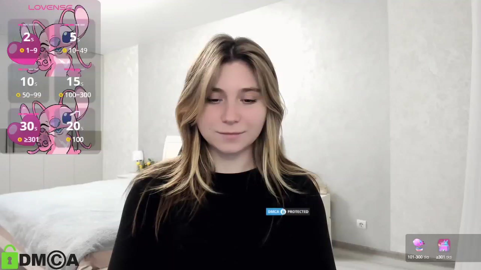 Gallery image thumbnail from MonicaaCute's myfreecams stream on, 10/24/2024, 17:23 image 12 of 20