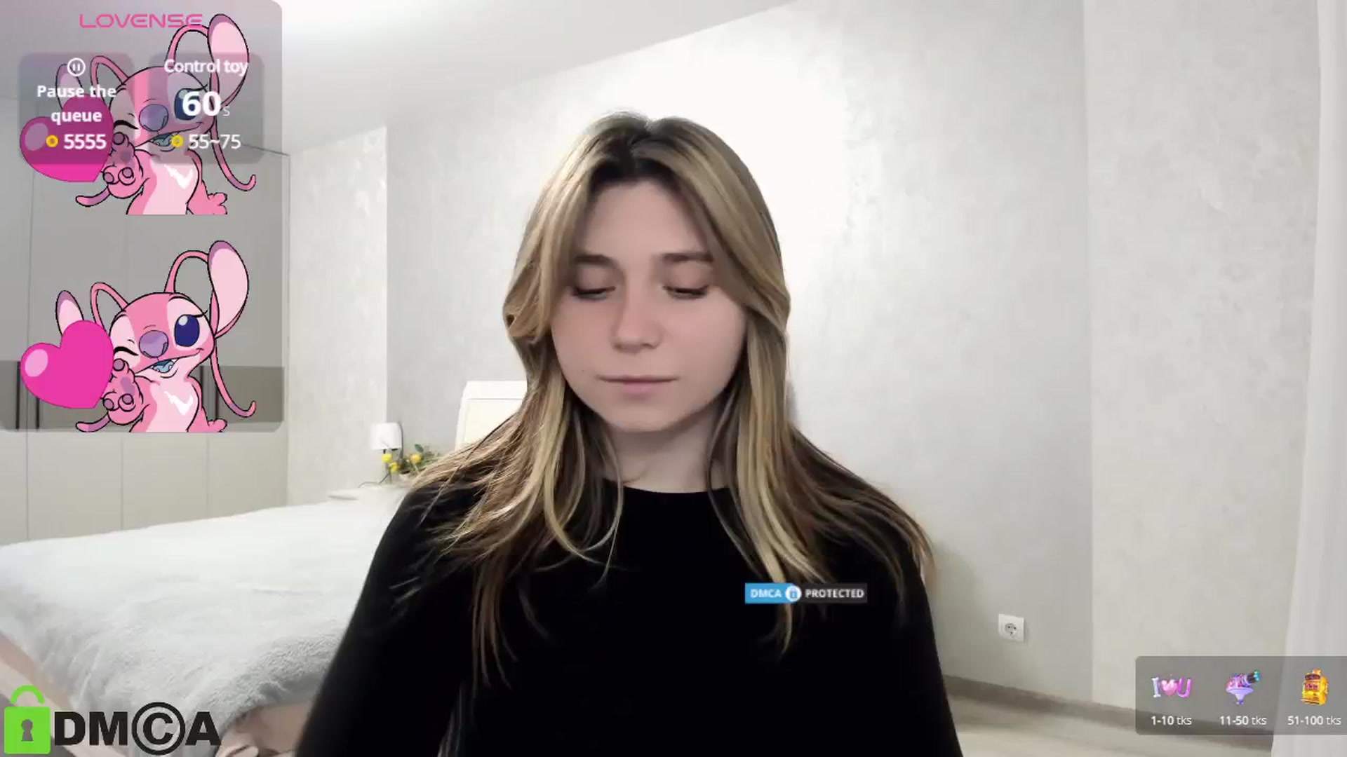 Gallery image thumbnail from MonicaaCute's myfreecams stream on, 10/24/2024, 17:23 image 15 of 20