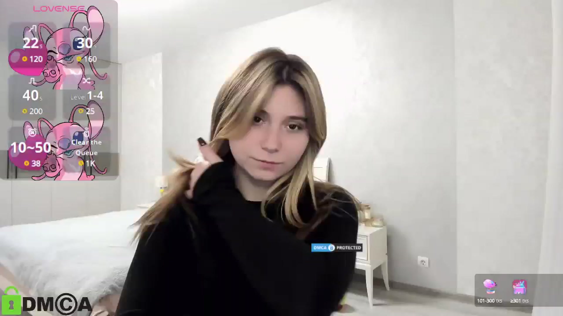 Gallery image thumbnail from MonicaaCute's myfreecams stream on, 10/24/2024, 17:23 image 13 of 20