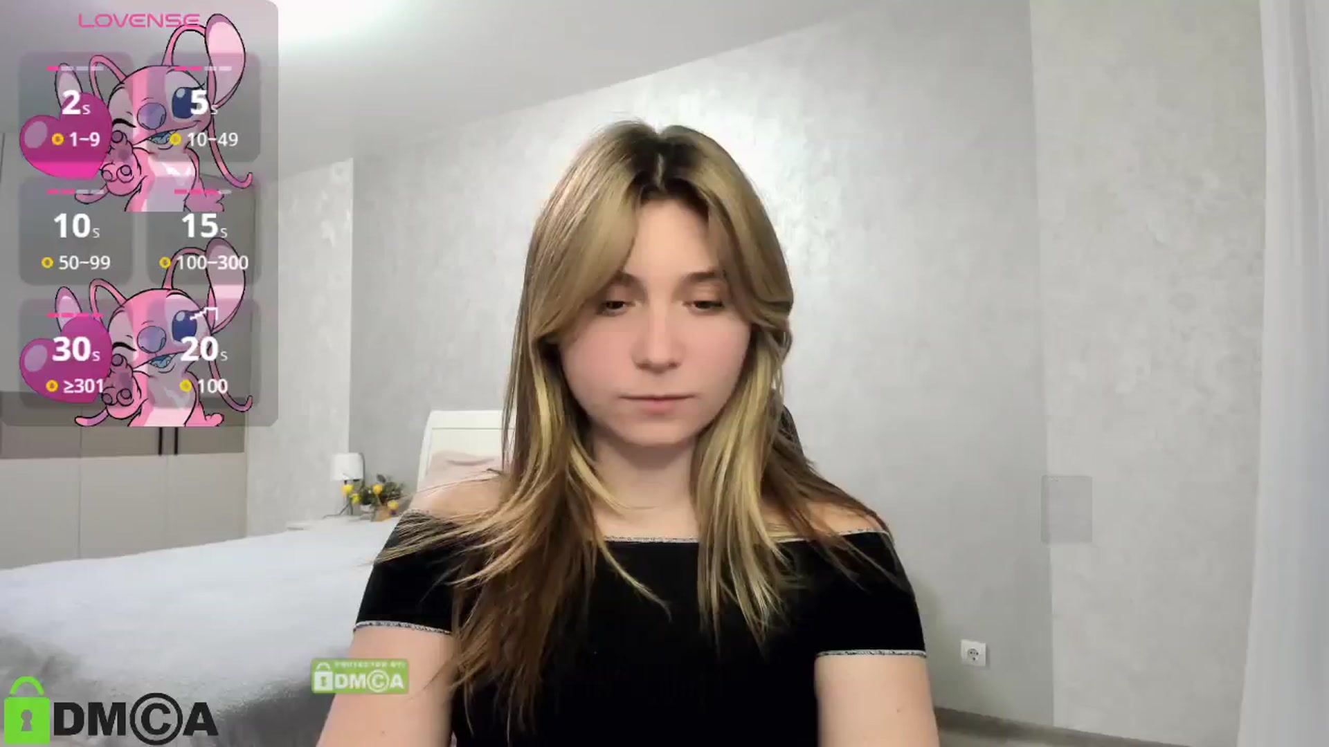 Gallery image thumbnail from MonicaaCute's myfreecams stream on, 10/25/2024, 15:27 image 4 of 20