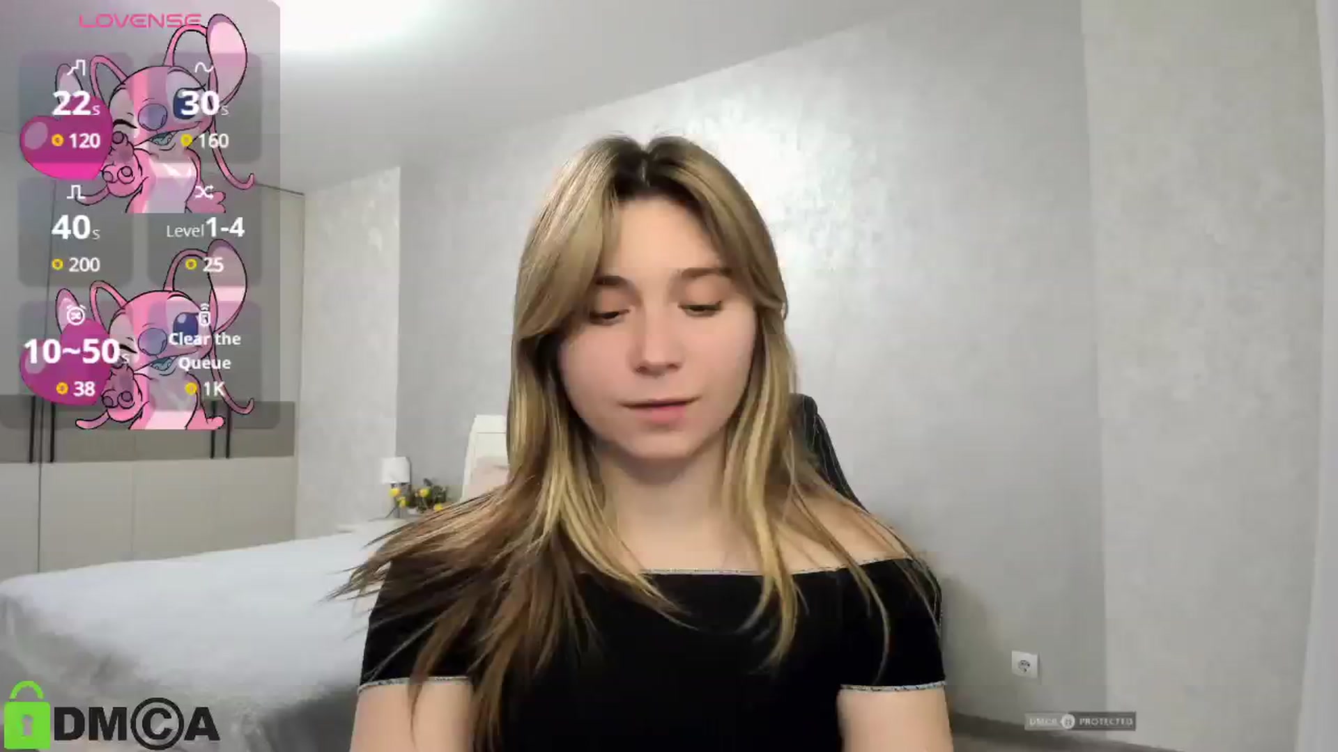 Gallery image thumbnail from MonicaaCute's myfreecams stream on, 10/25/2024, 17:31 image 17 of 20