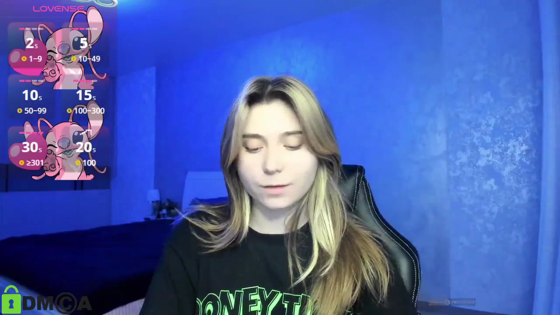 Gallery image thumbnail from MonicaaCute's myfreecams stream on, 10/31/2024, 17:09 image 19 of 20