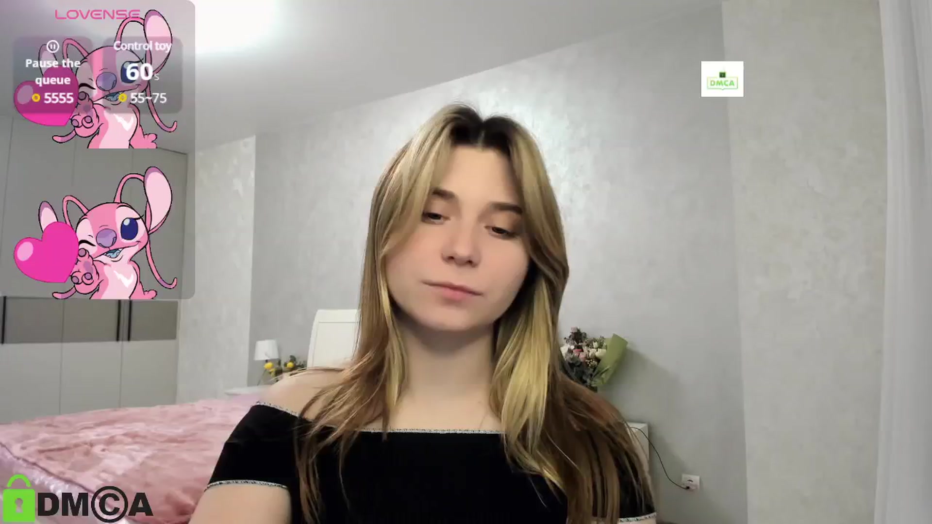 Gallery image thumbnail from MonicaaCute's myfreecams stream on, 11/11/2024, 19:11 image 18 of 20
