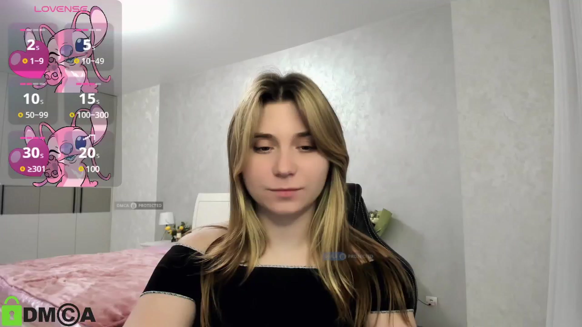 Gallery image thumbnail from MonicaaCute's myfreecams stream on, 11/11/2024, 19:11 image 16 of 20