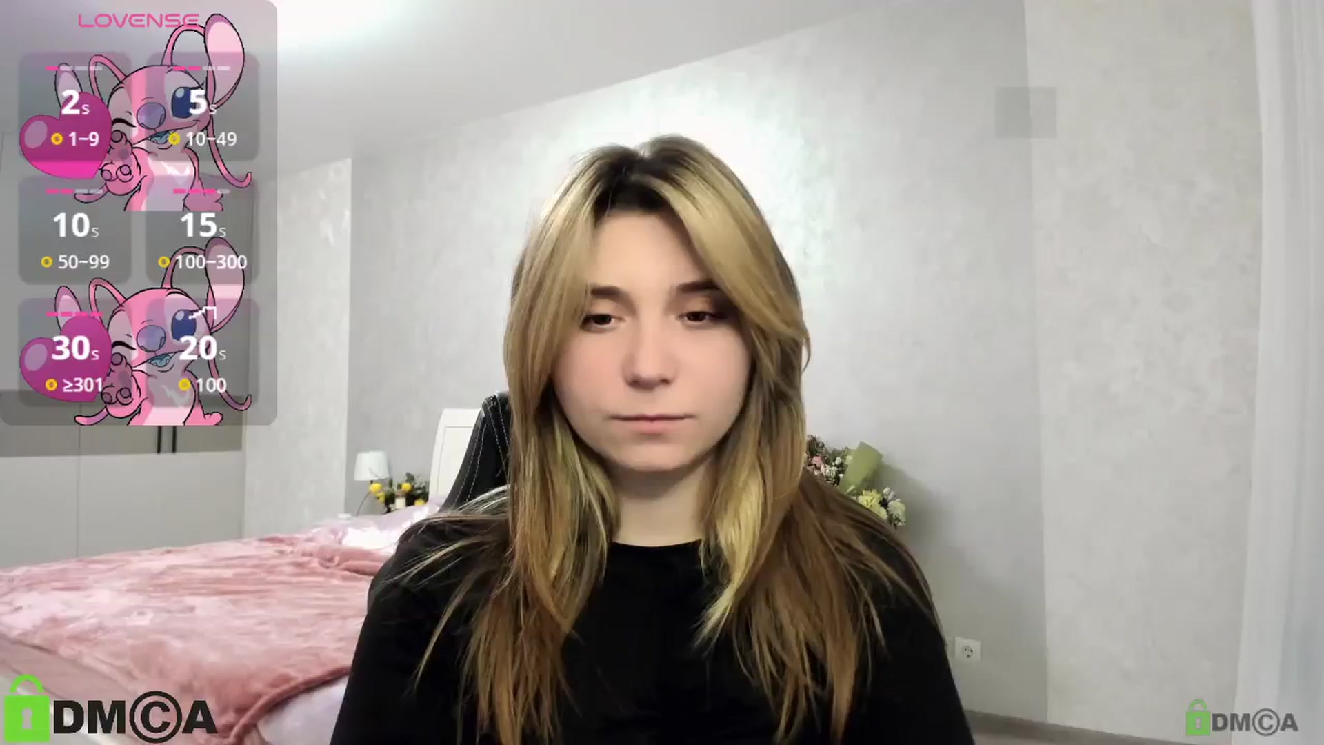 Gallery image thumbnail from MonicaaCute's myfreecams stream on, 11/14/2024, 17:45 image 13 of 20