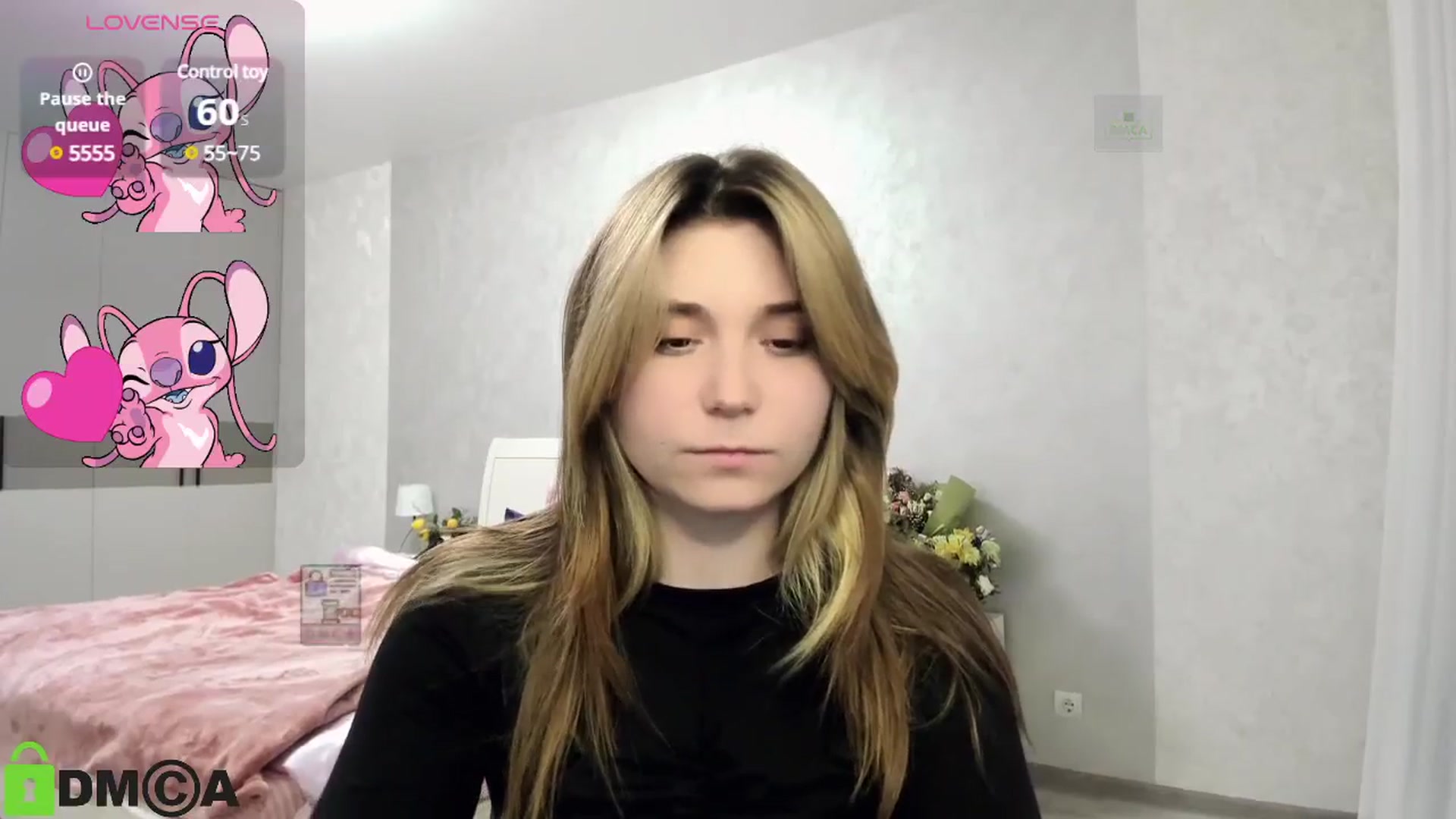 Gallery image thumbnail from MonicaaCute's myfreecams stream on, 11/14/2024, 18:43 image 3 of 20