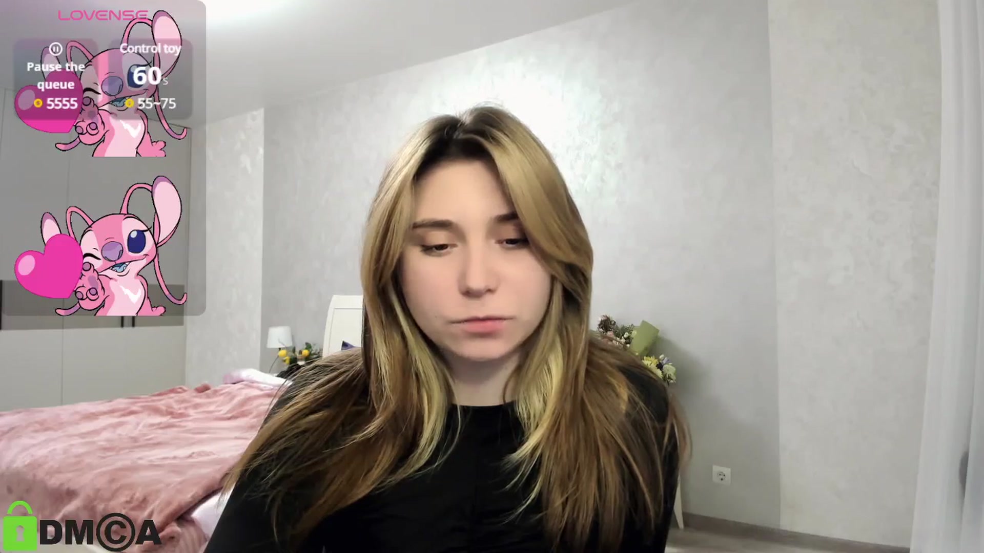 Gallery image thumbnail from MonicaaCute's myfreecams stream on, 11/14/2024, 18:43 image 11 of 20