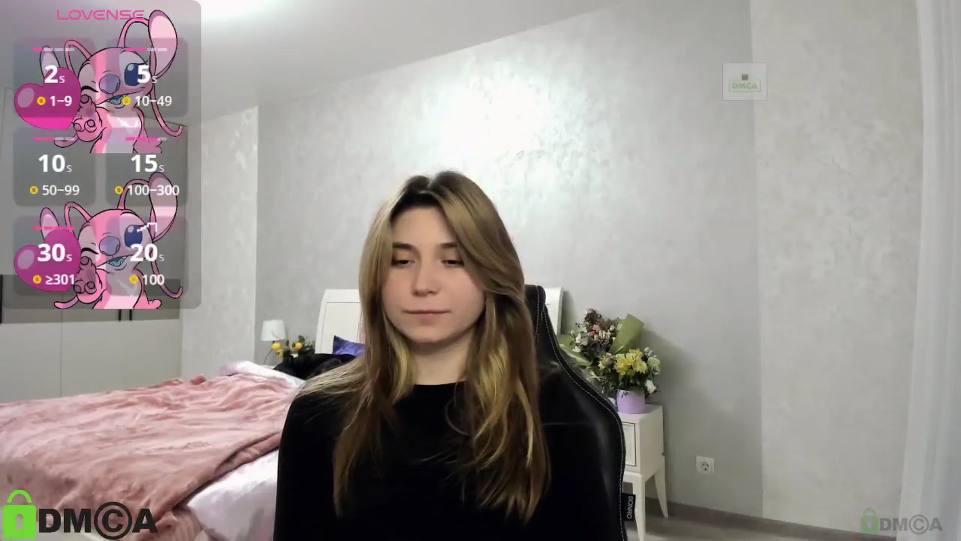 Gallery image thumbnail from MonicaaCute's myfreecams stream on, 11/14/2024, 18:43 image 7 of 20