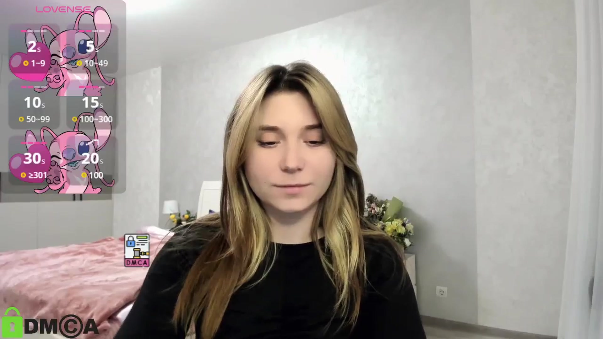 Gallery image thumbnail from MonicaaCute's myfreecams stream on, 11/14/2024, 18:43 image 12 of 20