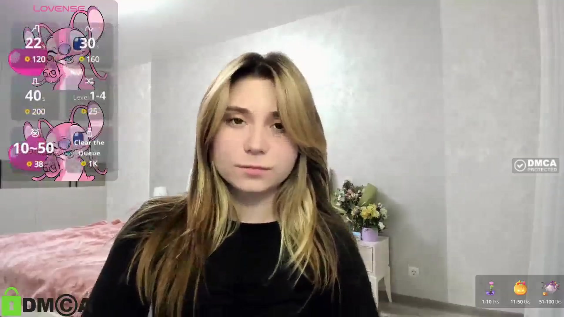 Gallery image thumbnail from MonicaaCute's myfreecams stream on, 11/14/2024, 18:43 image 9 of 20