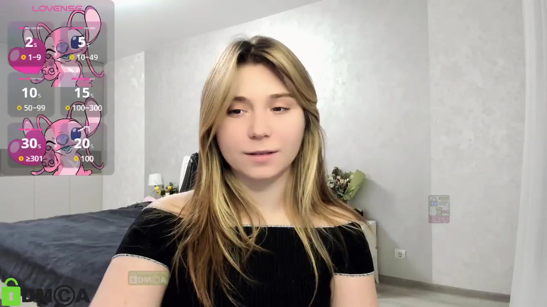 Gallery image thumbnail from MonicaaCute's myfreecams stream on, 11/15/2024, 18:25 image 10 of 20
