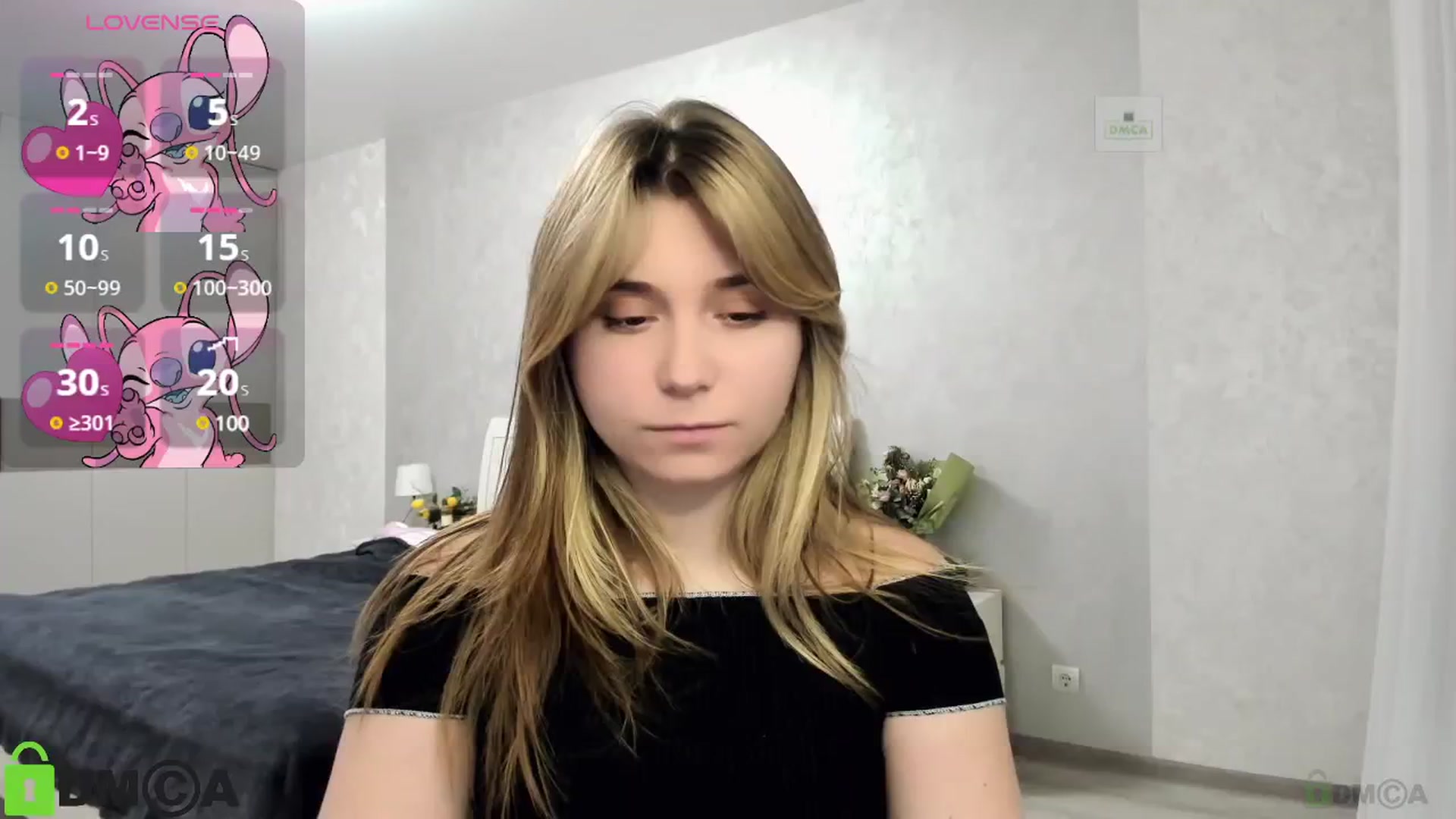 Gallery image thumbnail from MonicaaCute's myfreecams stream on, 11/15/2024, 18:25 image 9 of 20