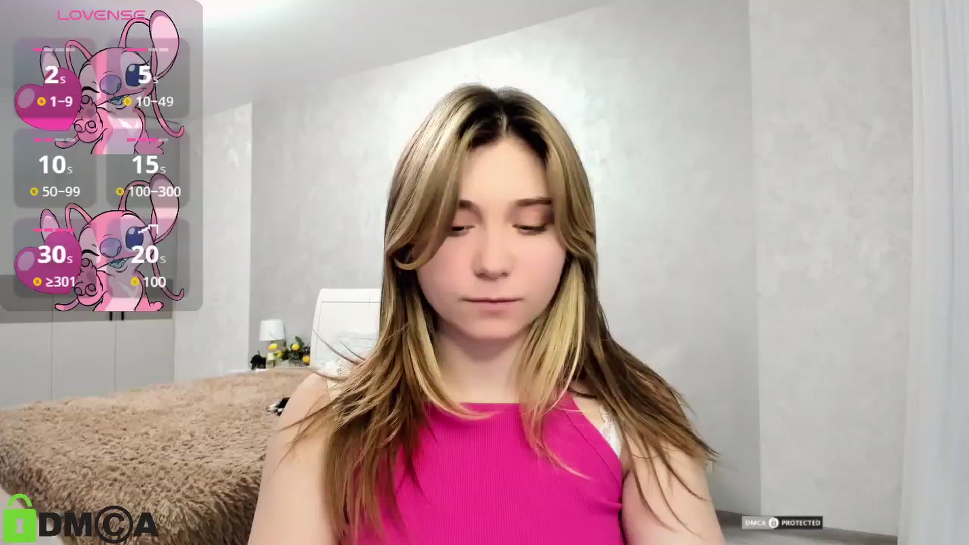 Gallery image thumbnail from MonicaaCute's myfreecams stream on, 11/17/2024, 15:13 image 12 of 20