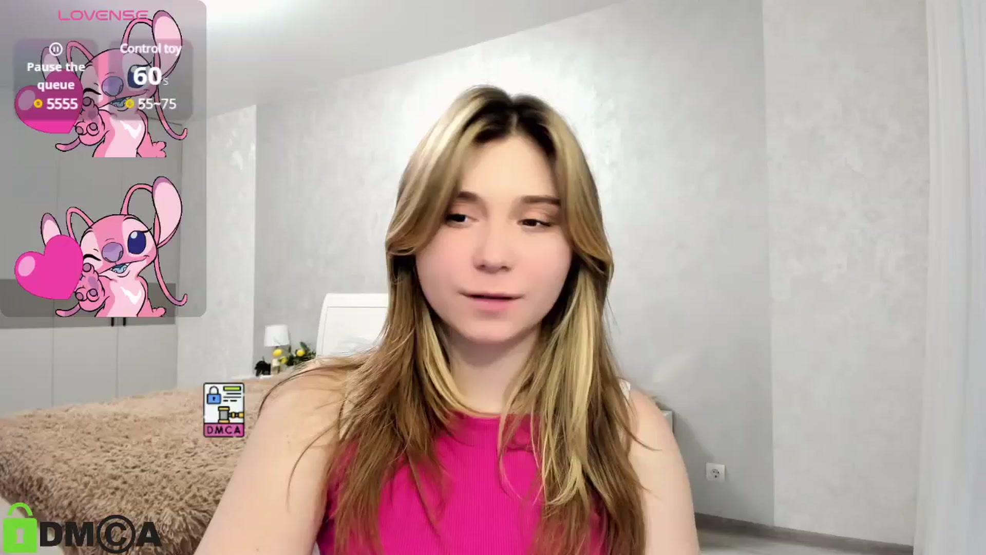 Gallery image thumbnail from MonicaaCute's myfreecams stream on, 11/17/2024, 15:13 image 16 of 20