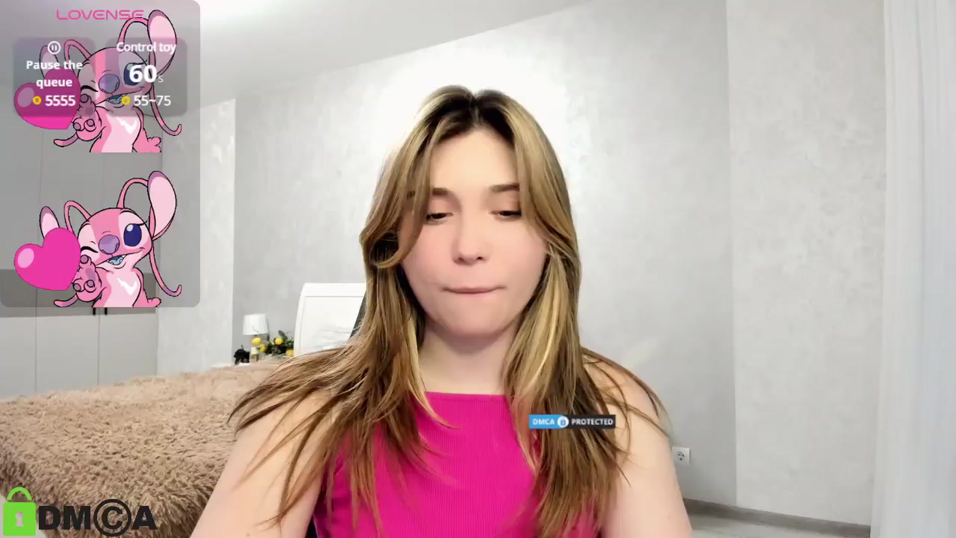 Gallery image thumbnail from MonicaaCute's myfreecams stream on, 11/17/2024, 15:13 image 4 of 20