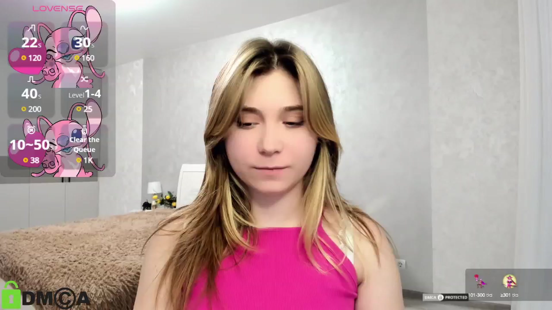 Gallery image thumbnail from MonicaaCute's myfreecams stream on, 11/17/2024, 15:13 image 19 of 20