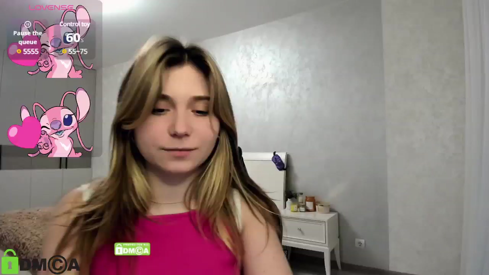 Gallery image thumbnail from MonicaaCute's myfreecams stream on, 11/17/2024, 18:40 image 16 of 20