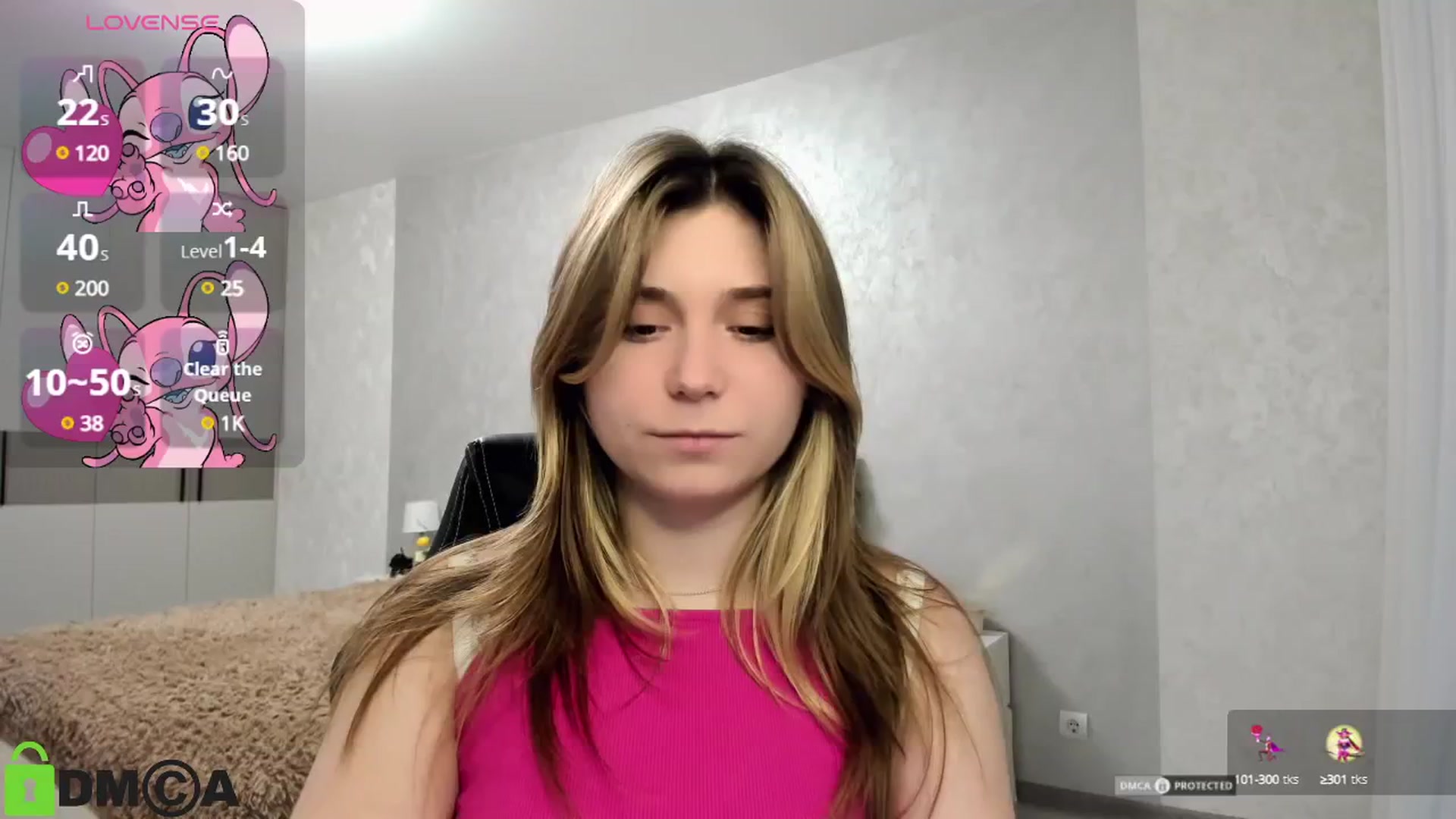 Gallery image thumbnail from MonicaaCute's myfreecams stream on, 11/17/2024, 18:40 image 12 of 20