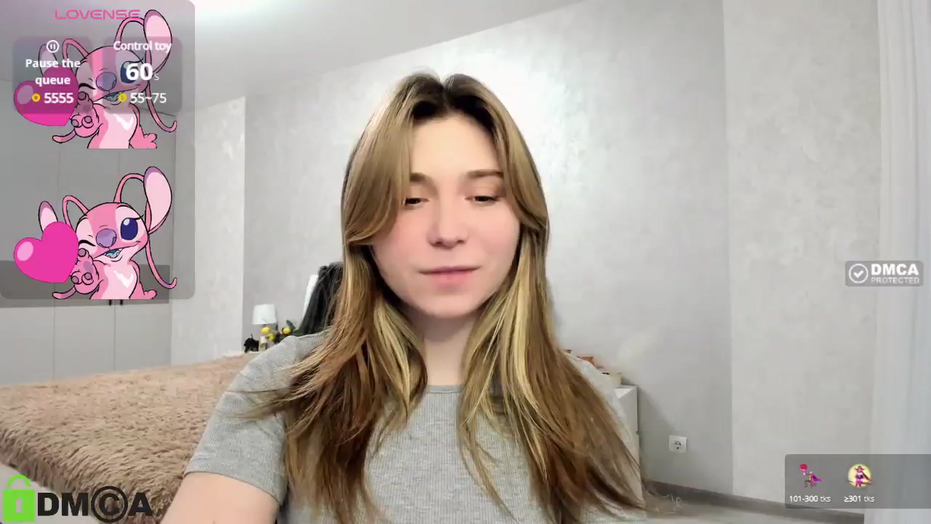 Gallery image thumbnail from MonicaaCute's myfreecams stream on, 11/18/2024, 17:32 image 17 of 20