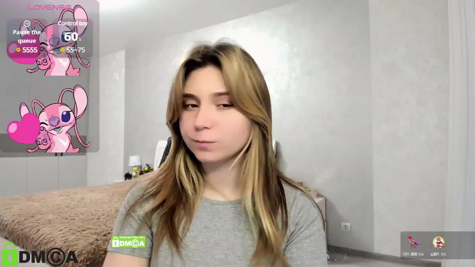 Gallery image thumbnail from MonicaaCute's myfreecams stream on, 11/18/2024, 19:20 image 2 of 20