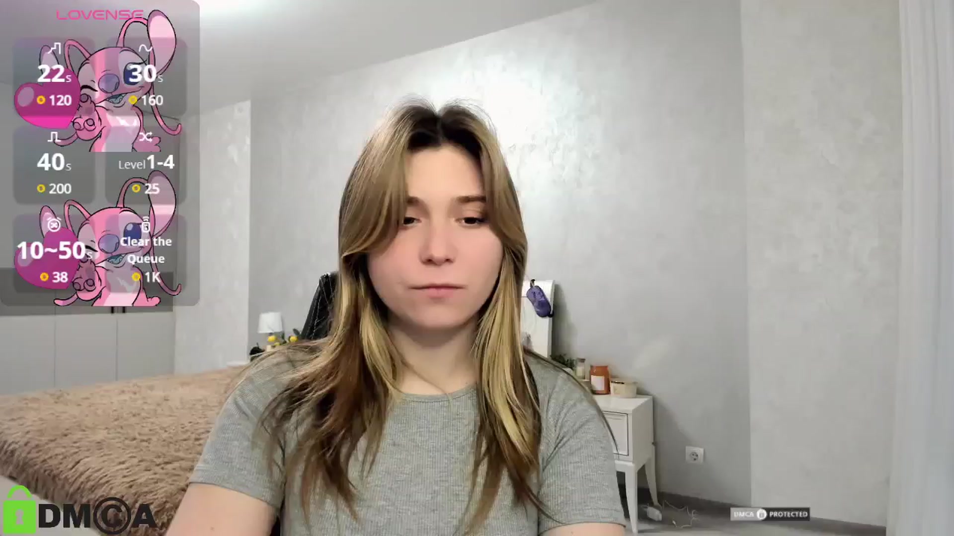 Gallery image thumbnail from MonicaaCute's myfreecams stream on, 11/18/2024, 19:20 image 11 of 20